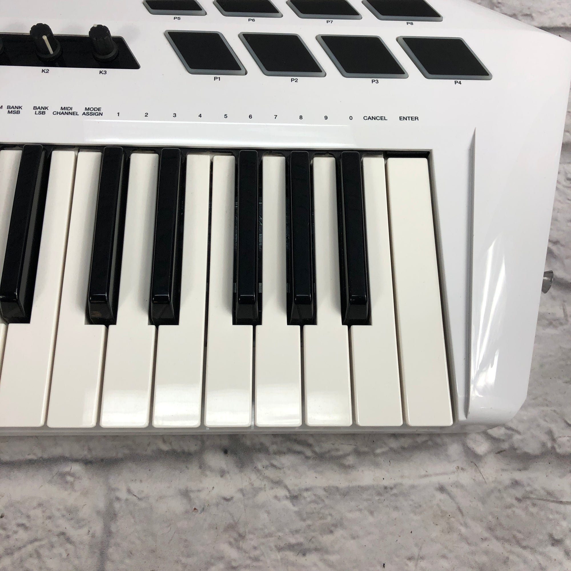 Alesis Vortex 1 Keytar MIDI Controller