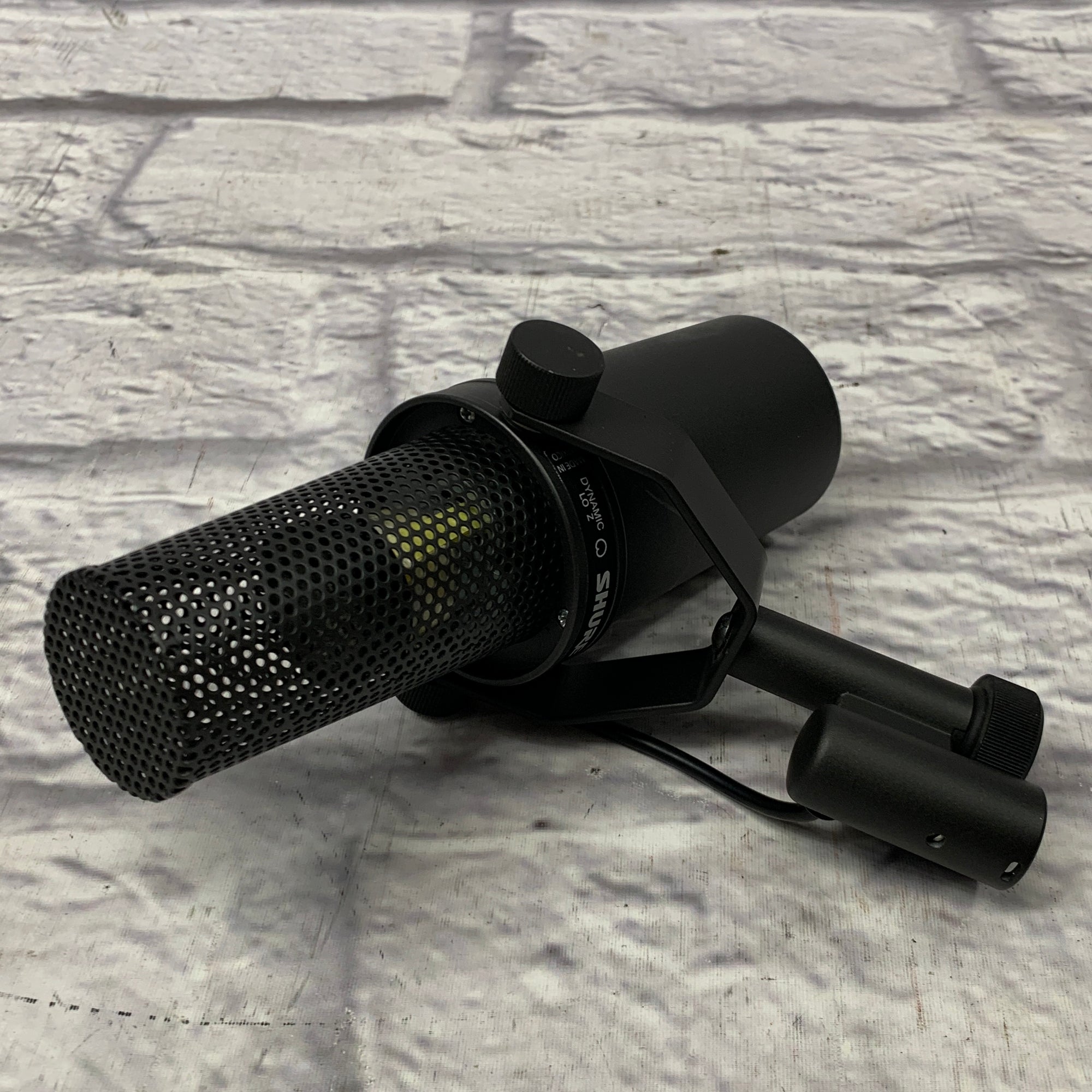 Shure SM7B Cardioid Dynamic Microphone