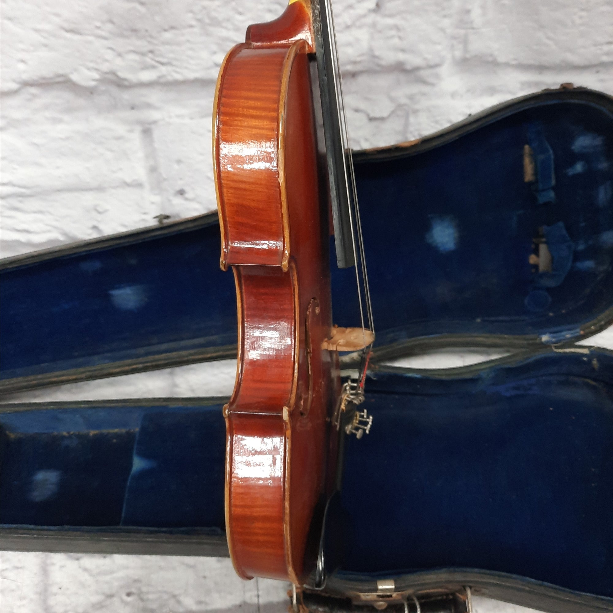 Unbranded 3/4 Violin w/Case