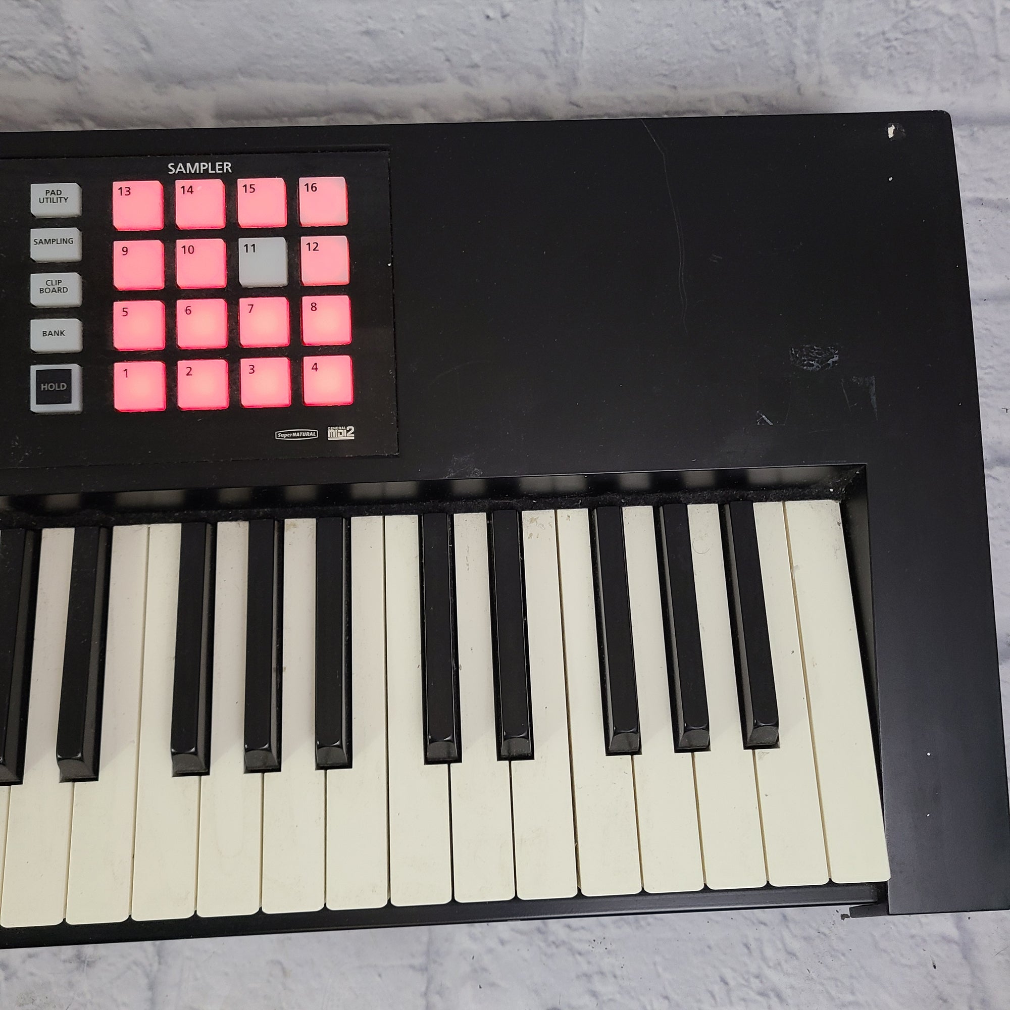 Roland FA-08 88-Key Synthesizer Workstation with Weighted Keys