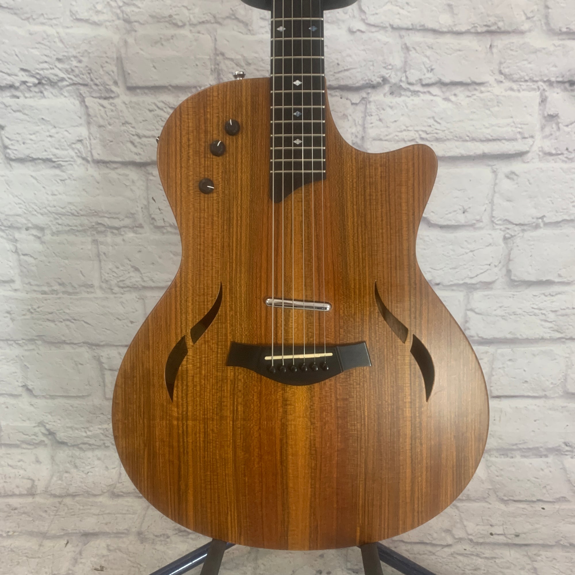 Taylor T5-X Classic with Ovangkol Top (Semi Hollow)