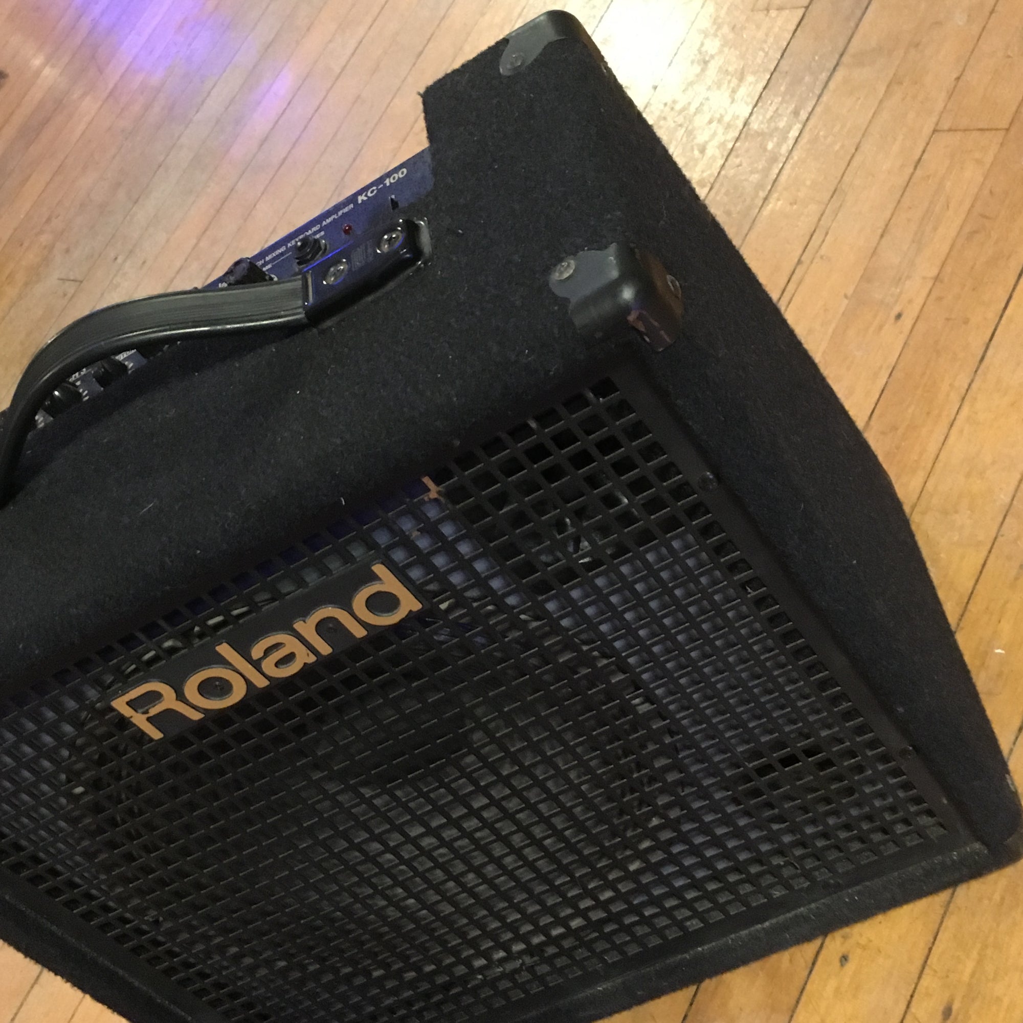 Roland KC100 Keyboard Amp - Evolution Music