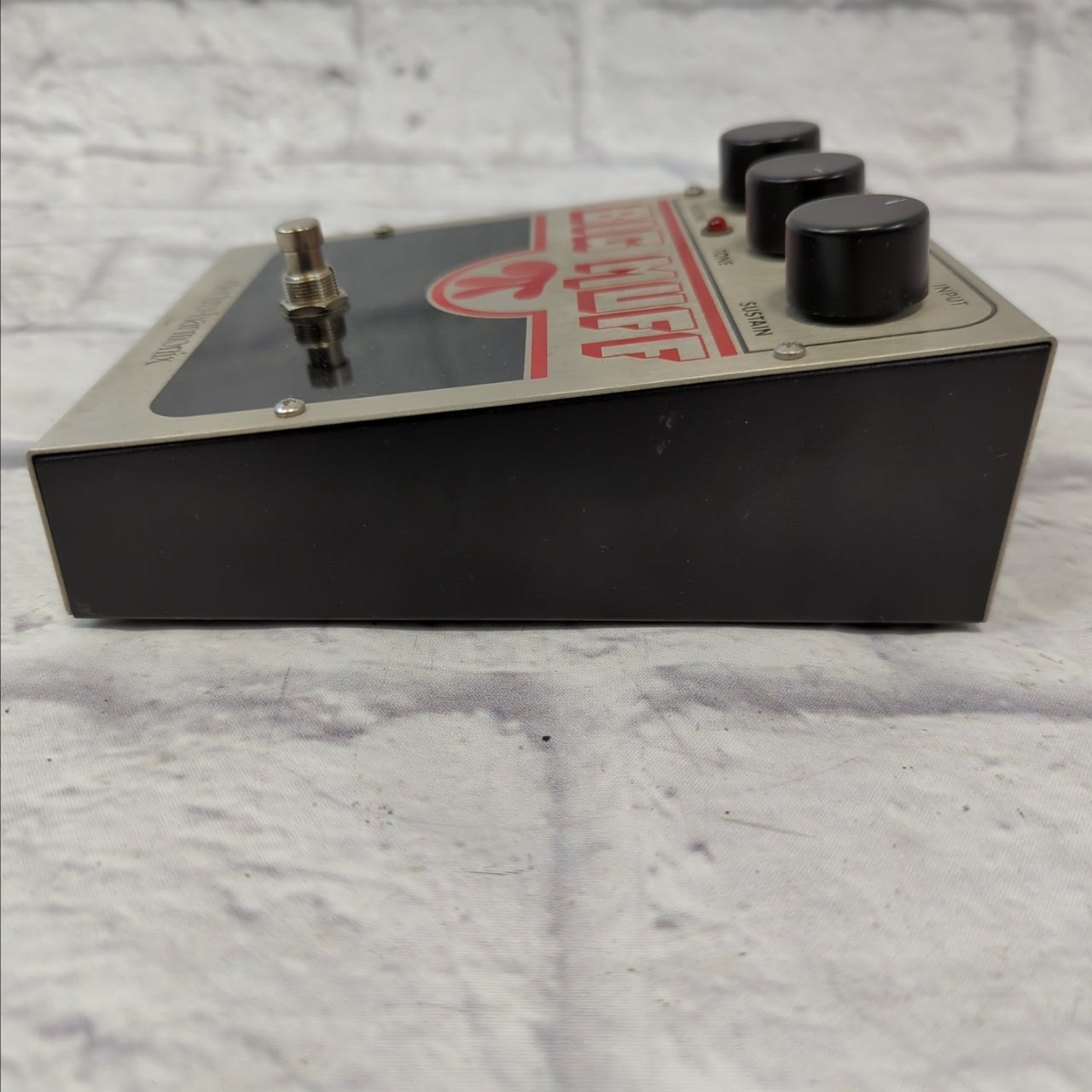 Electro-Harmonix Big Muff Pi Fuzz Pedal