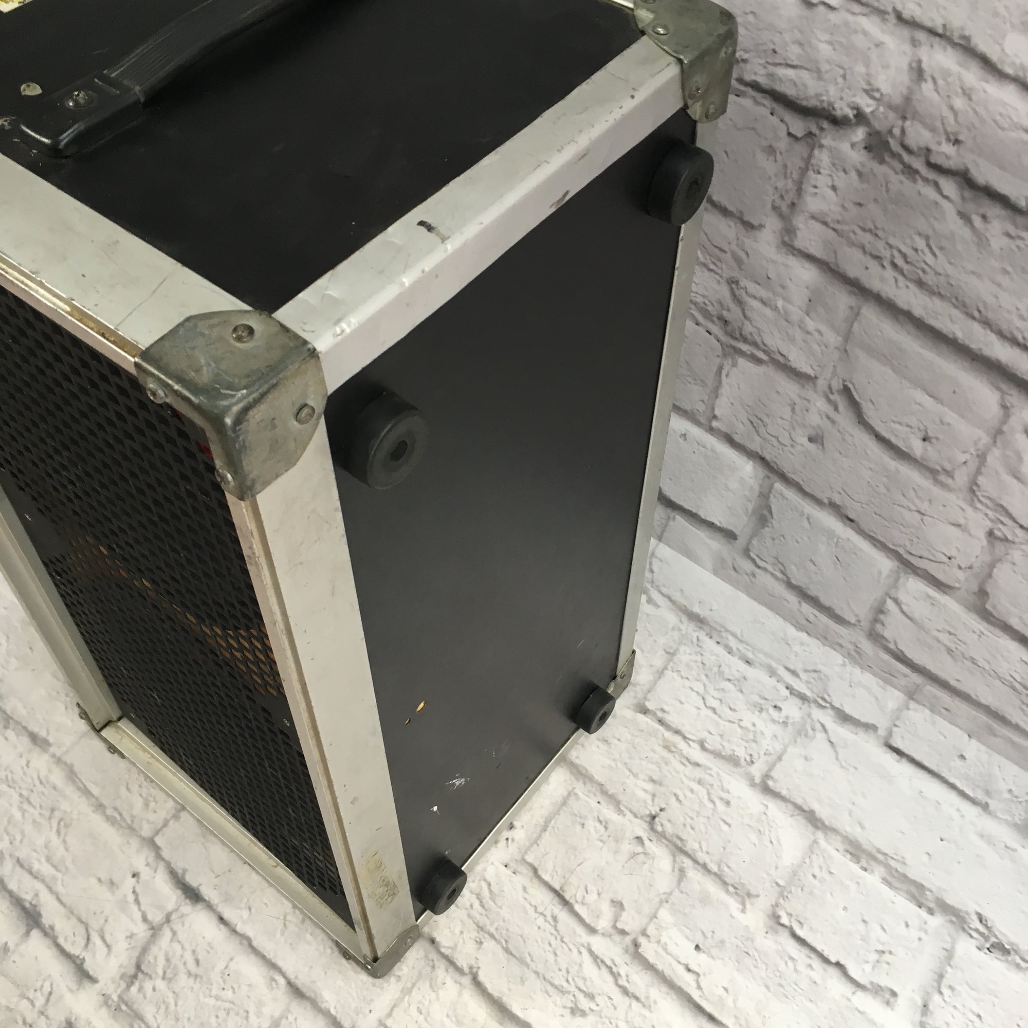 Peavey 2x10 Guitar Cabinet Eminence Loaded