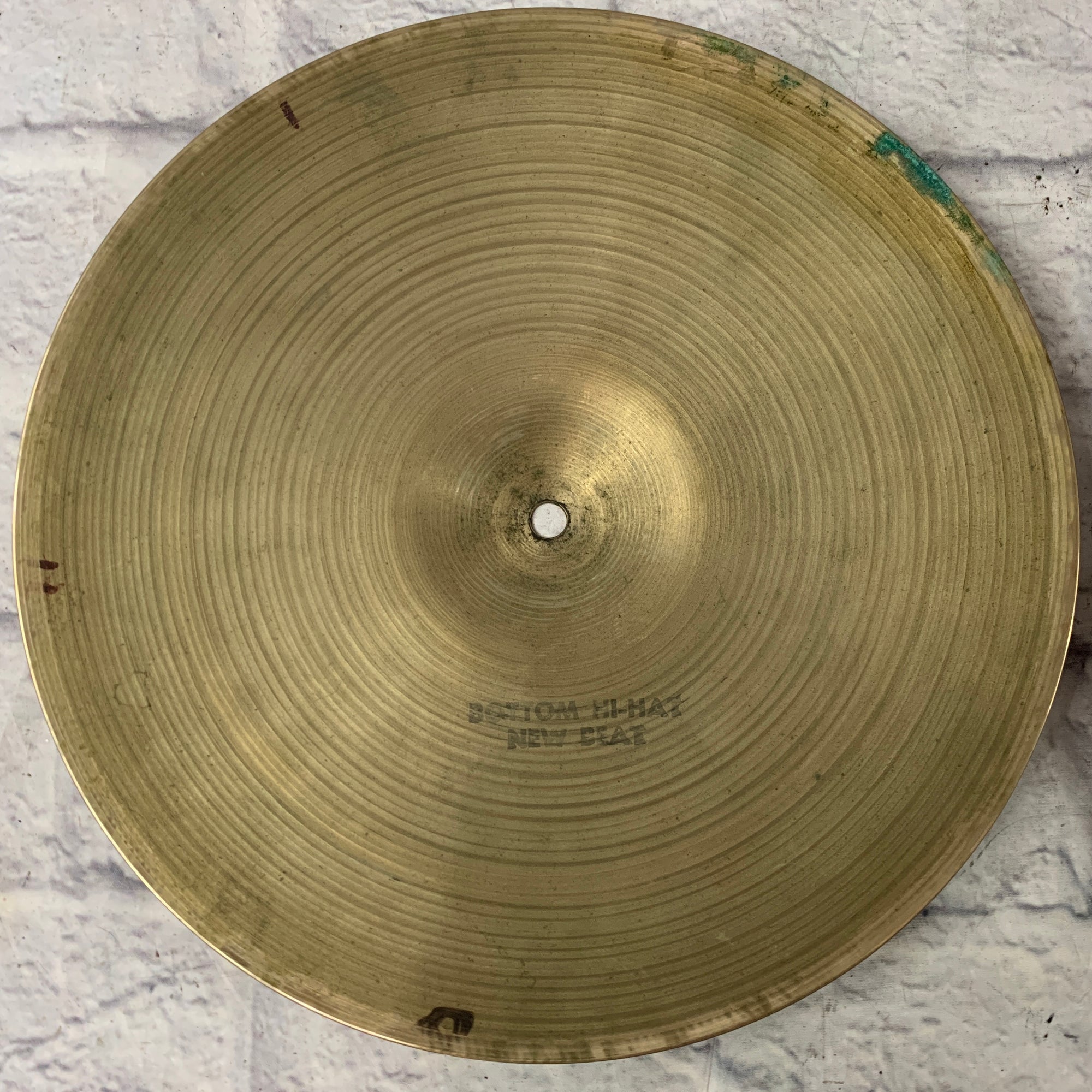 Vintage Zildjian Avedis New Beat 14 Hi Hat Pair