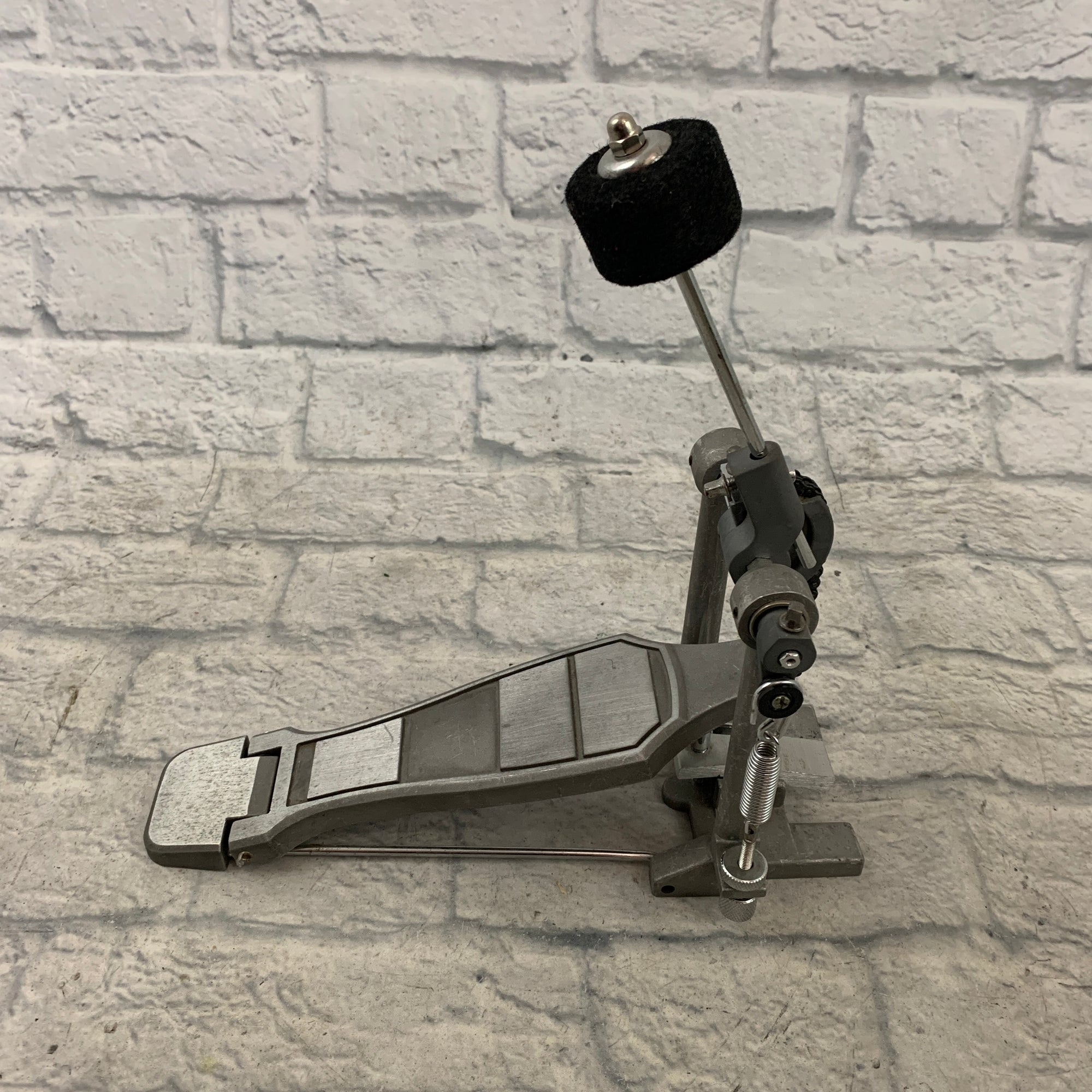 PDP Pacific Drums & Percussion EZ Series Single Kick Pedal