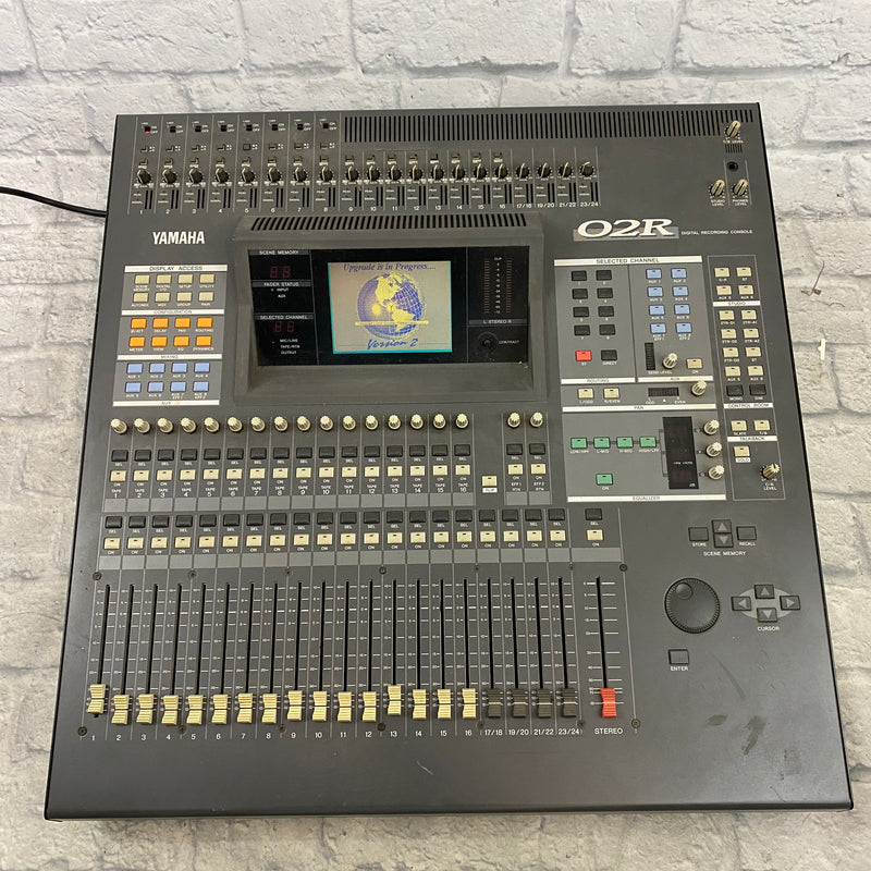 Yamaha O2r Yamaha O2R Digital Mixing Recording Console - Evolution Music