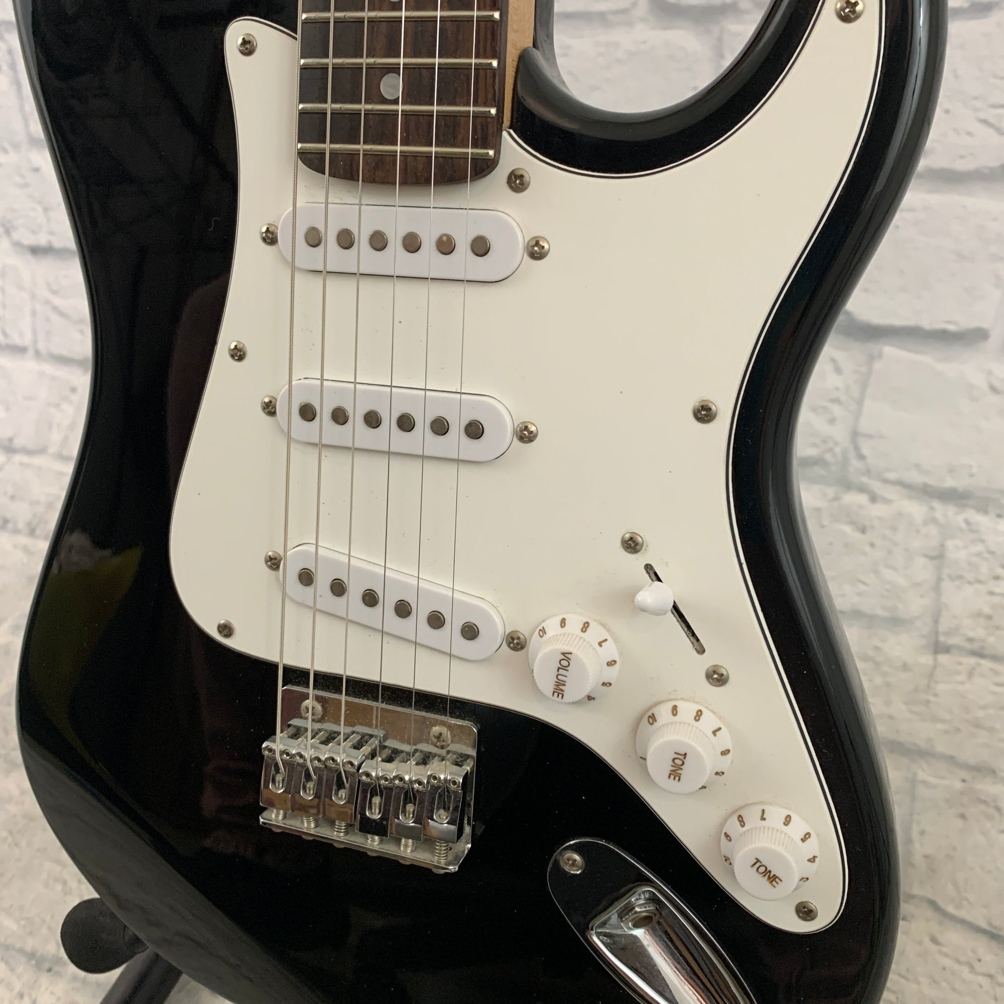 Dr. Tech Strat Style Electric Guitar