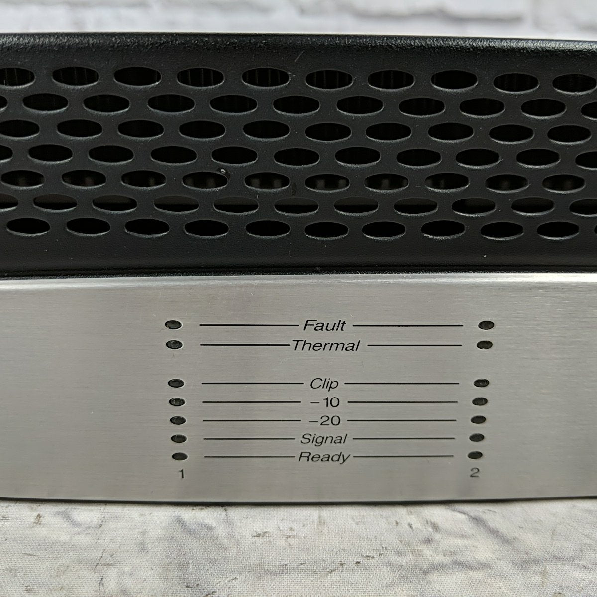 Crown CTS2000 Installation Power Amplifier