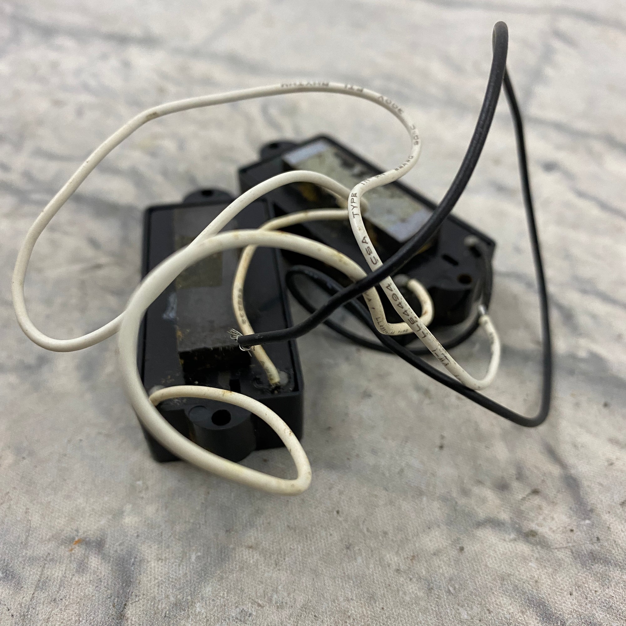 Unknown Black Bass Pickups