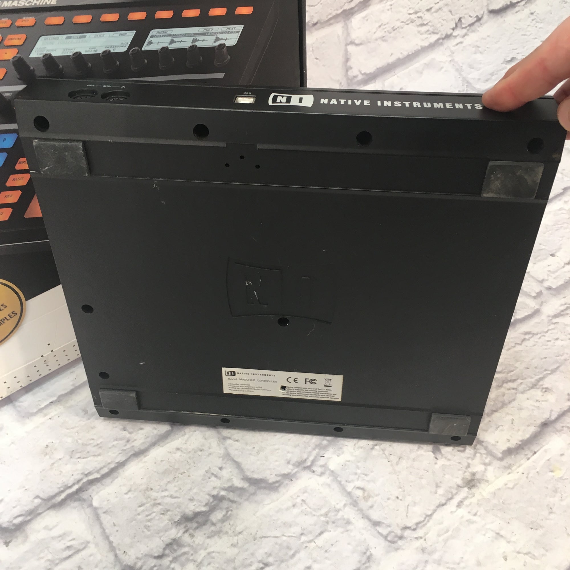 Native Instruments Maschine Controller No USB