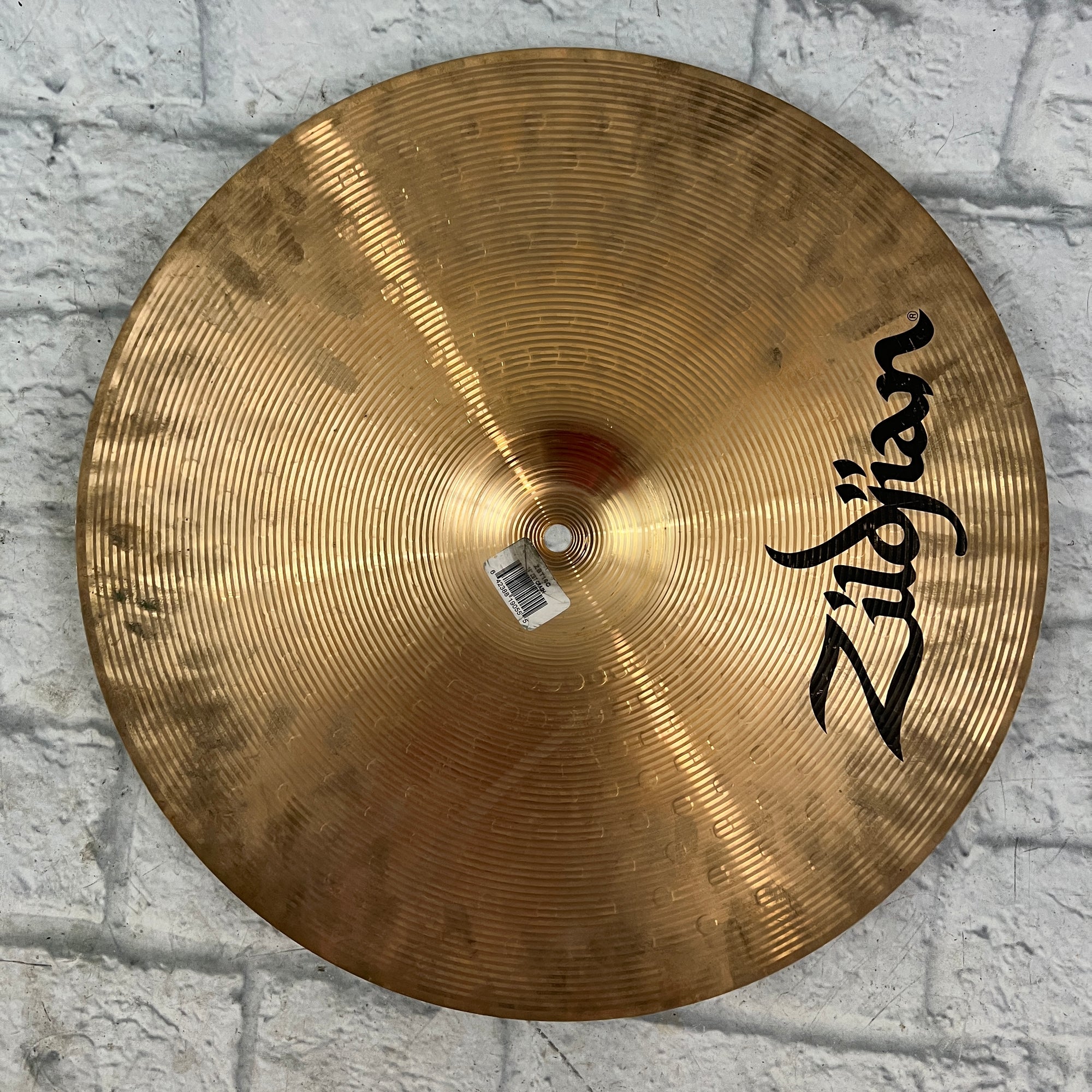 Zildjian ZBT 16" Crash Cymbal