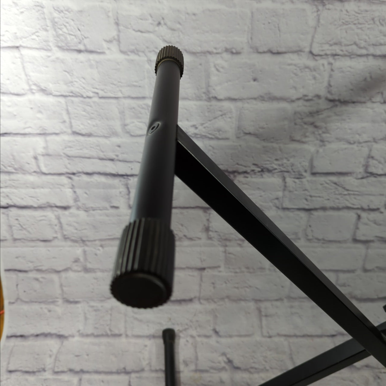 Unknown Single Keyboard Stand