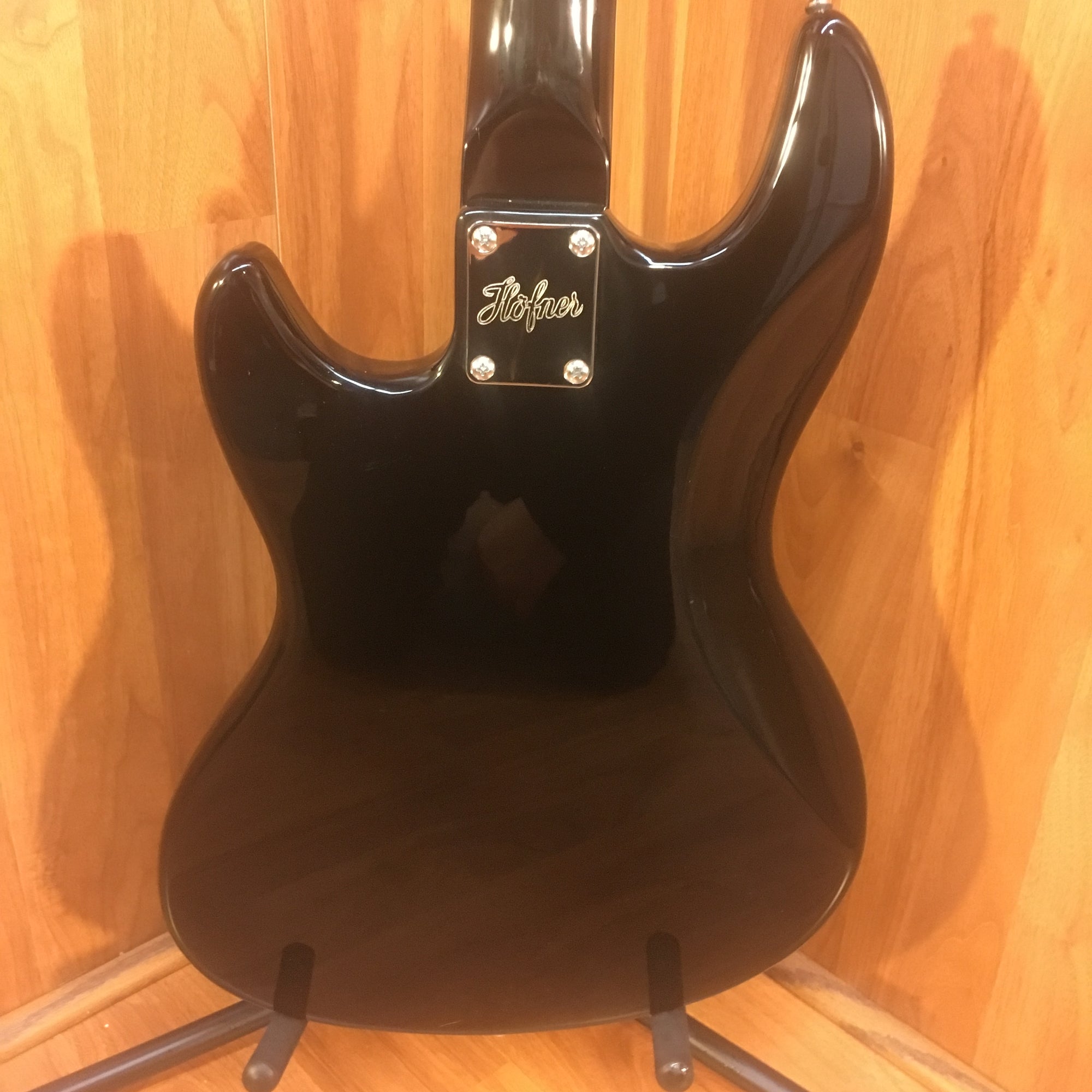 Hofner HCT-185-BK Galaxie Style Long Scale Bass Guitar