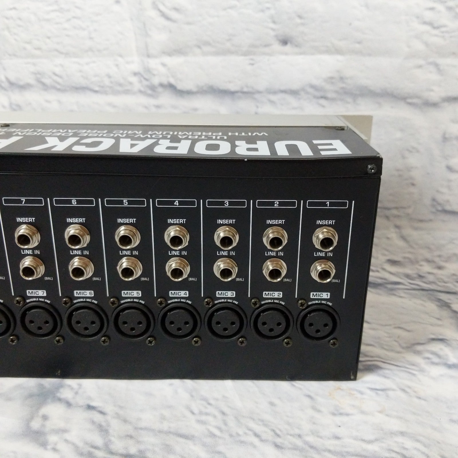 Behringer Eurorack Pro RX1202FX Mixer