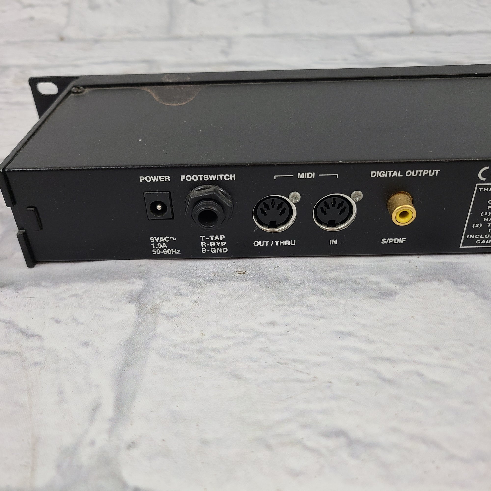 Lexicon MPX 100 Dual Channel Effects Processor