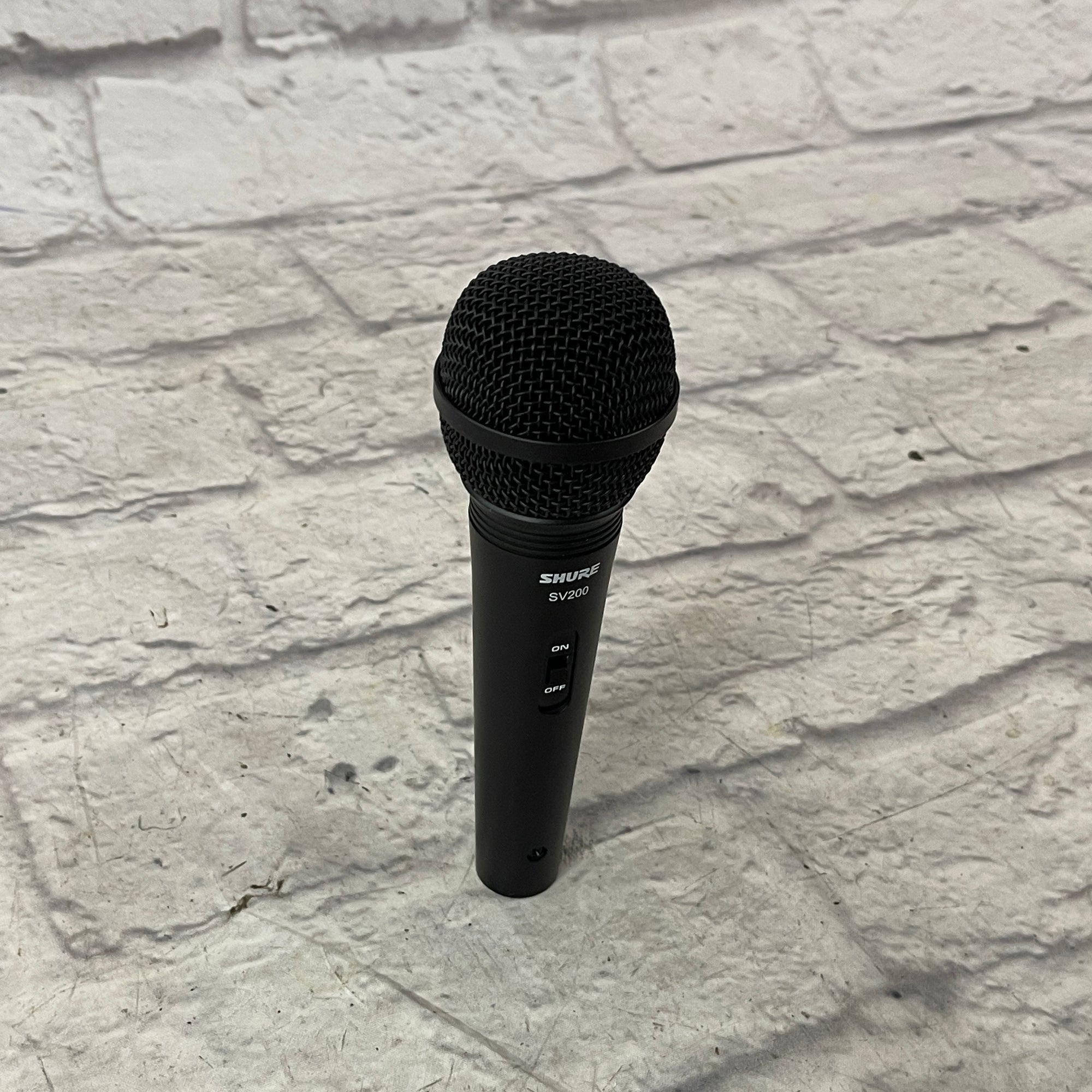 Shure SV200 Dynamic Microphone