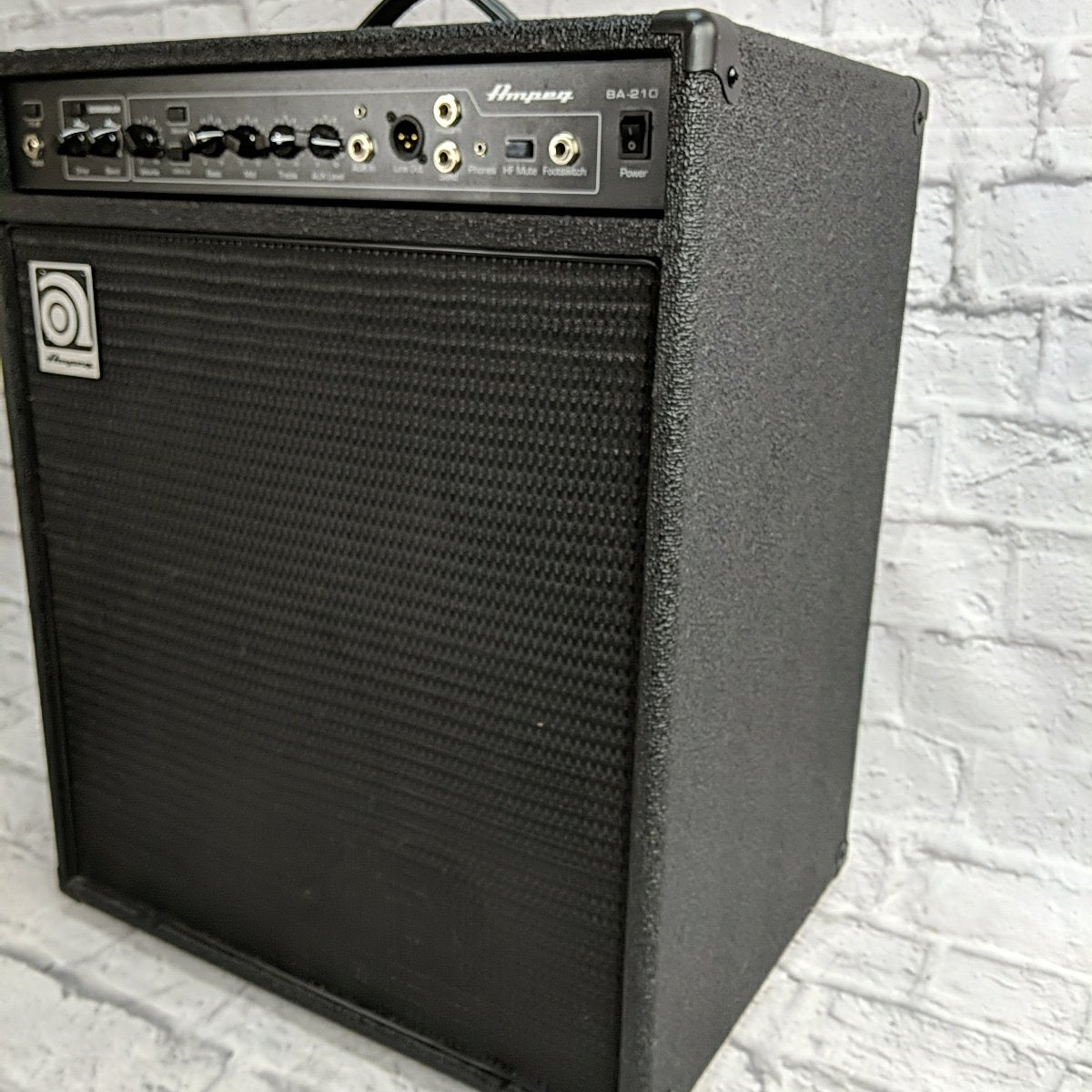 Ampeg BA-210 Bass Guitar Combo Amp