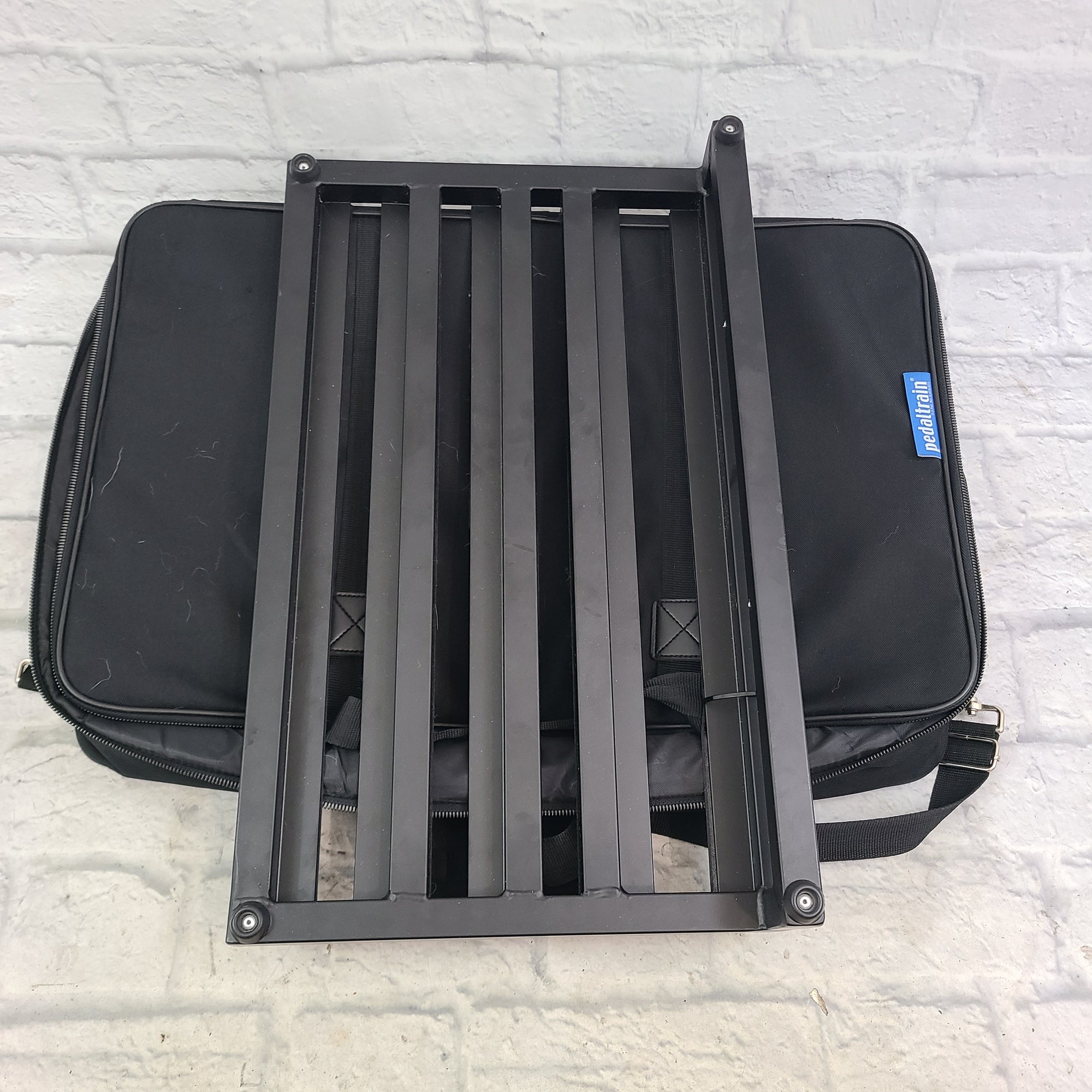 Pedaltrain Novo 24  Pedal Board