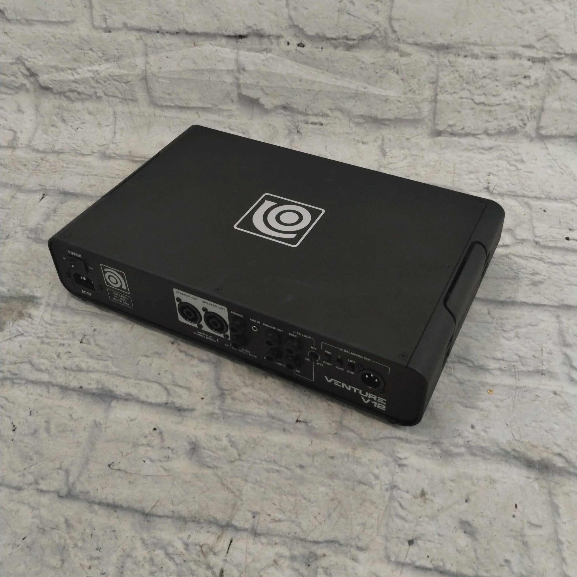 Ampeg Venture v12 Bass Head