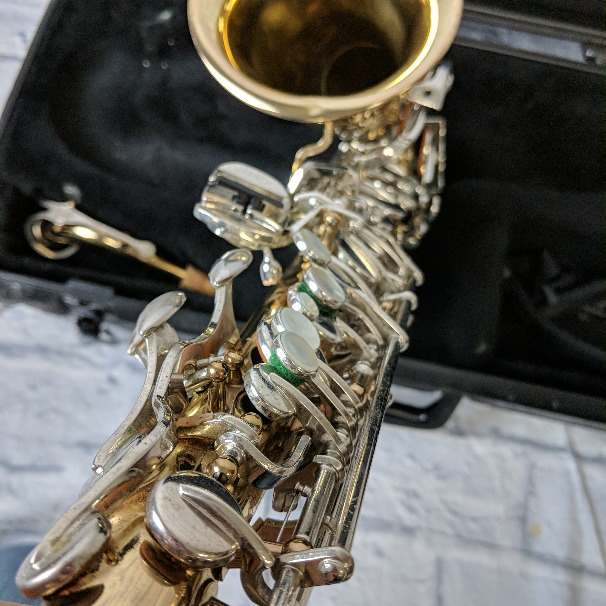 Bundy 2 alto student sax Saxophones