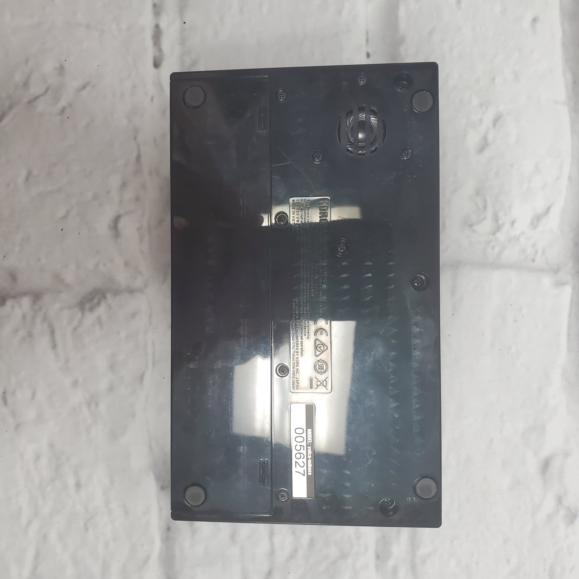 Korg Volca Nubass 16 Vacuum Tube Synth