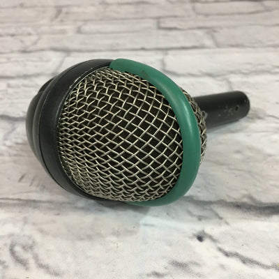 AKG D112 Dynamic Microphone