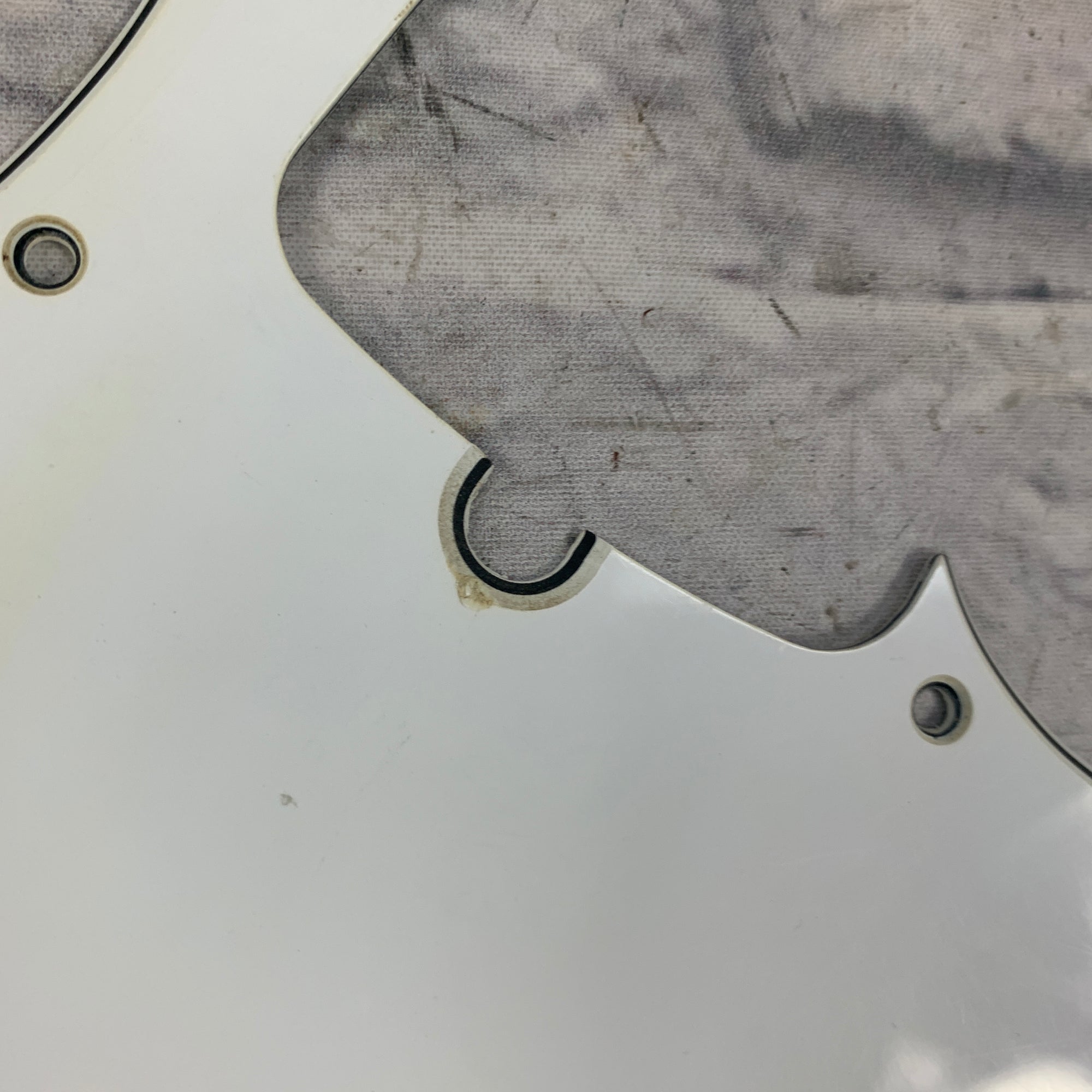 Fender American Jazz Bazz Pickguard White