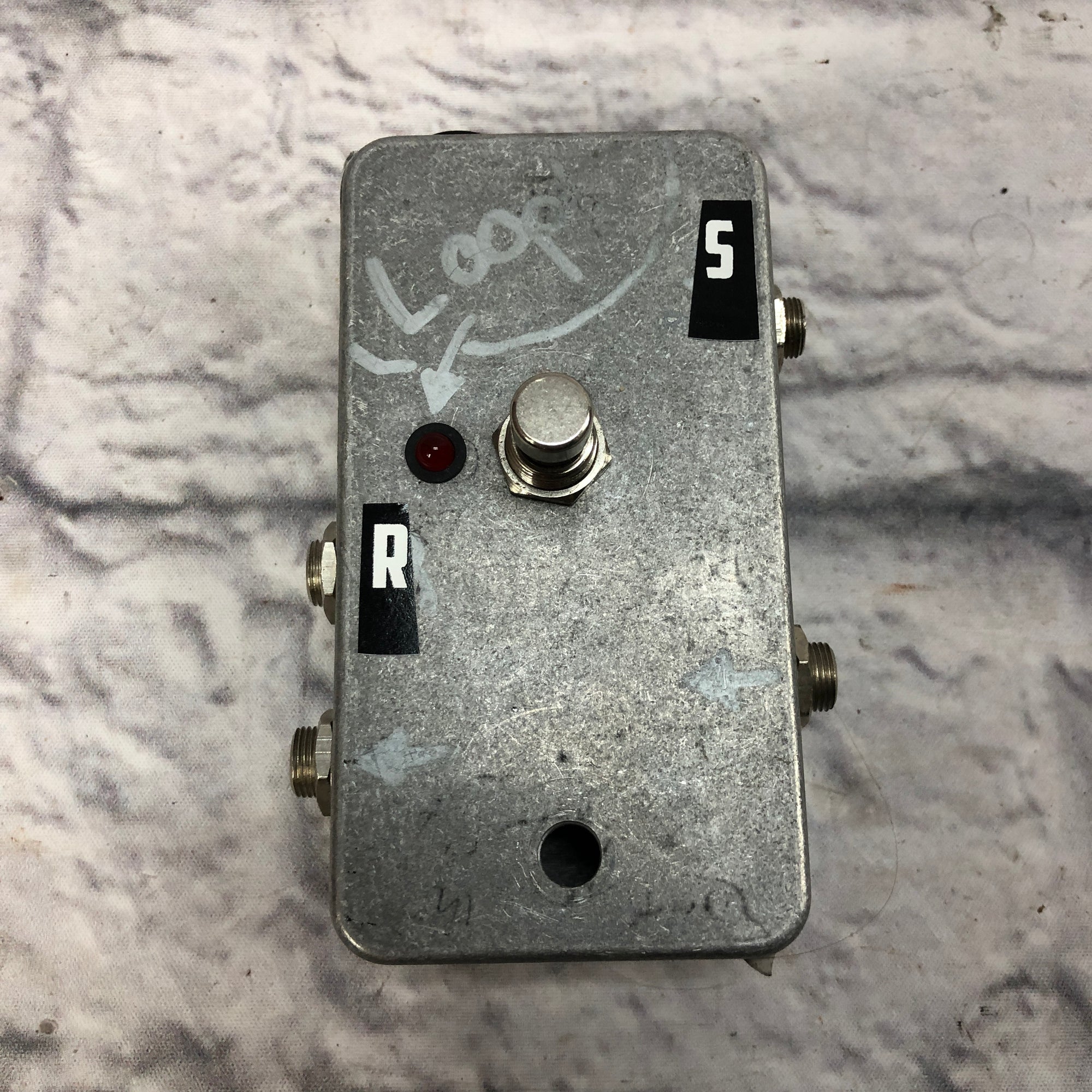 Unknown Passive Effects Loop Pedal