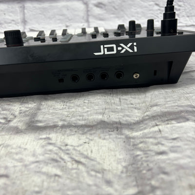 Roland JD-XI 37-Key Analog / Digital Crossover Synthesizer