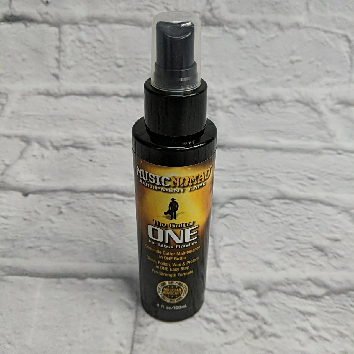 Music Nomad The Guitar One Cleaner & Polish