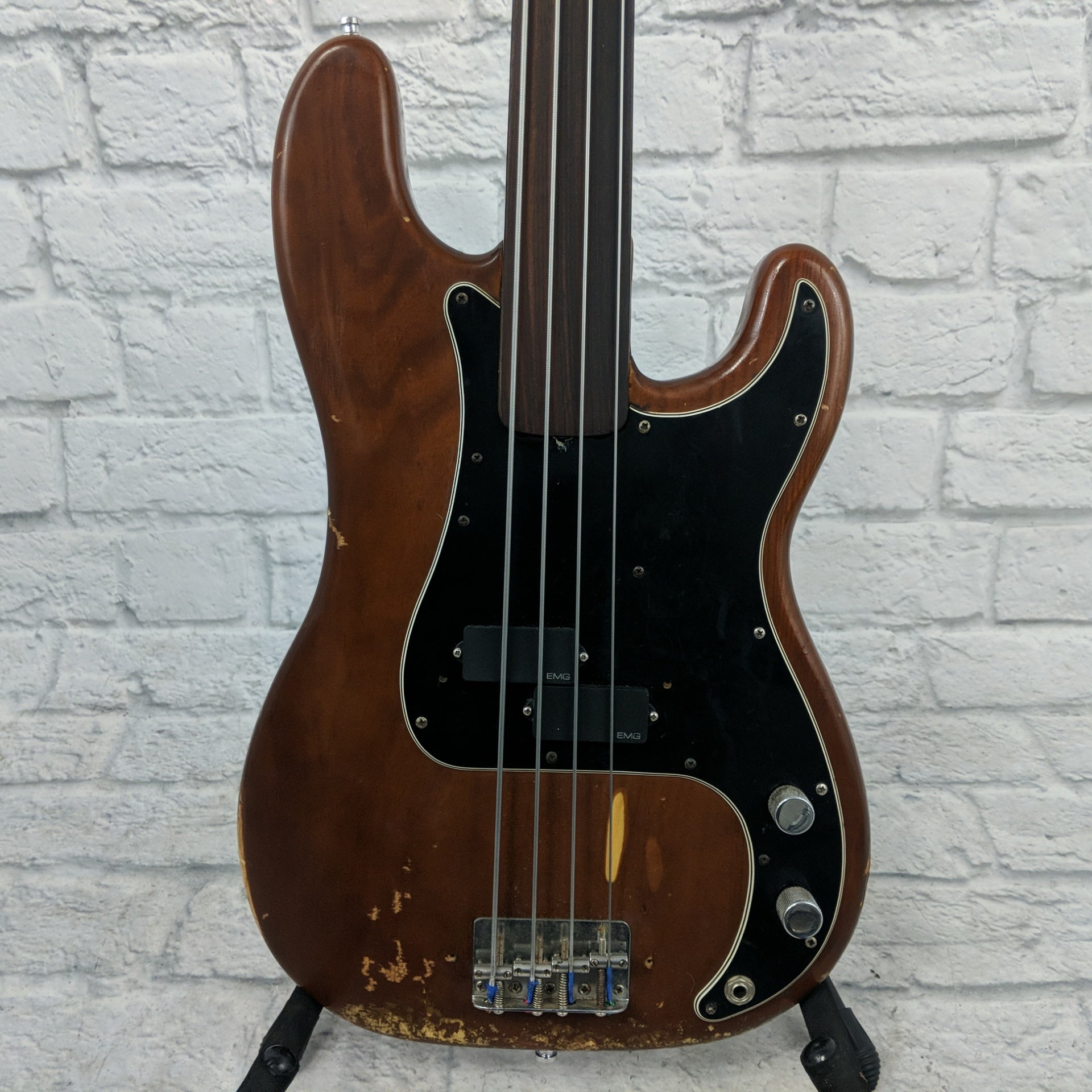 1976 Fender Fretless P-bass