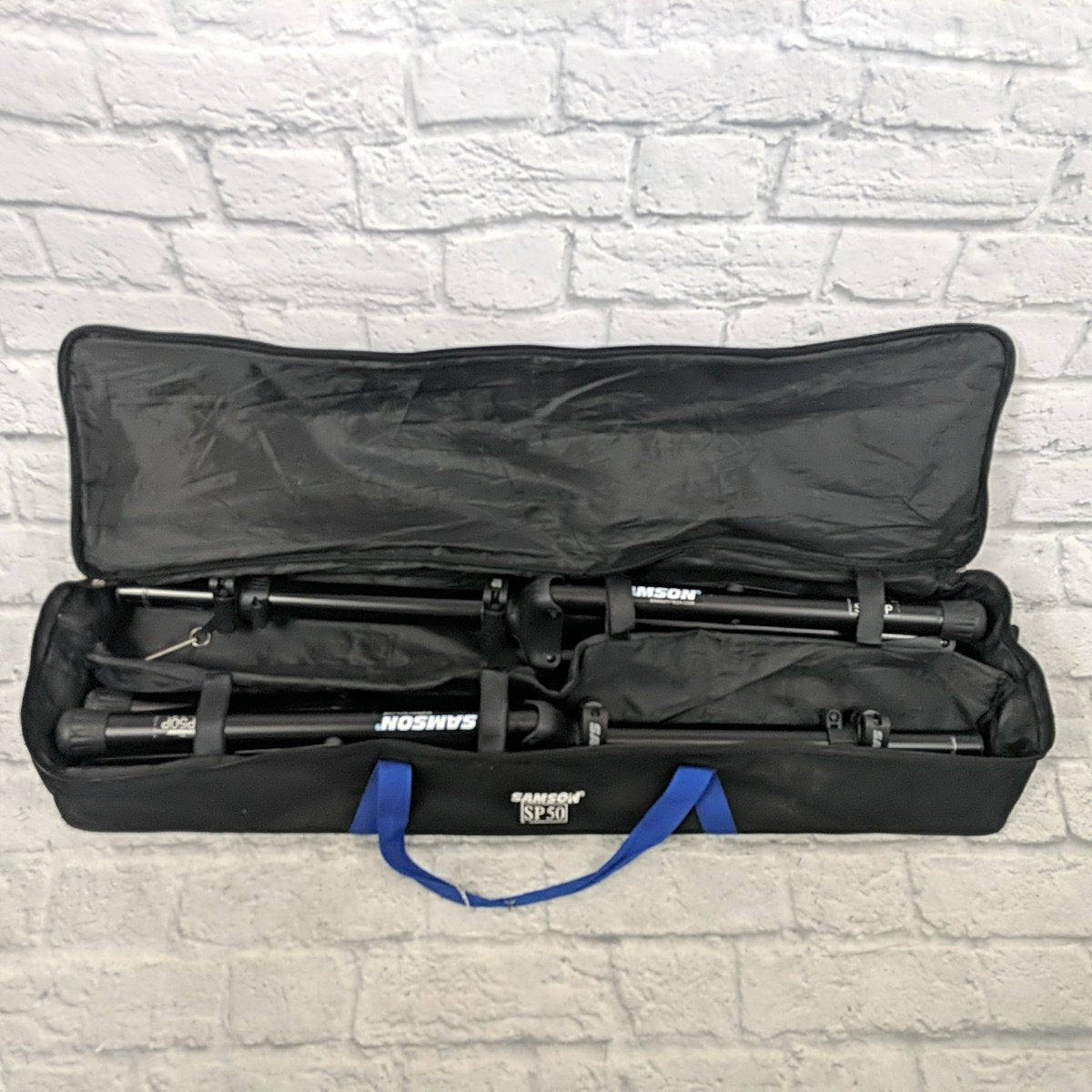 Samson Speaker Pole Stands w Carrying Case