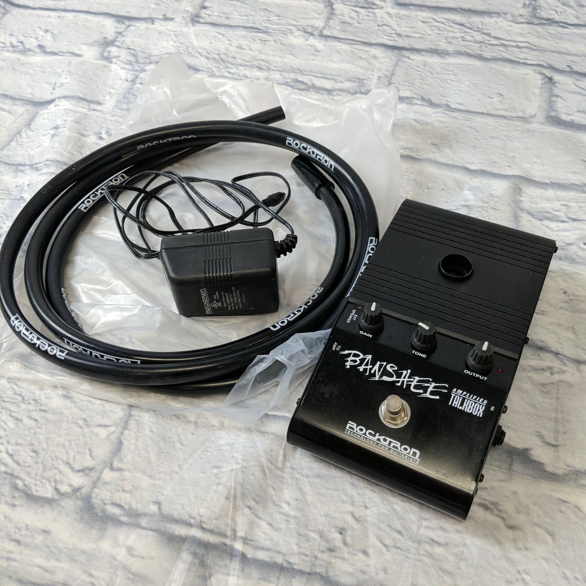 Rocktron Banshee Talkbox Pedal for Electric Guitar - Evolution Music