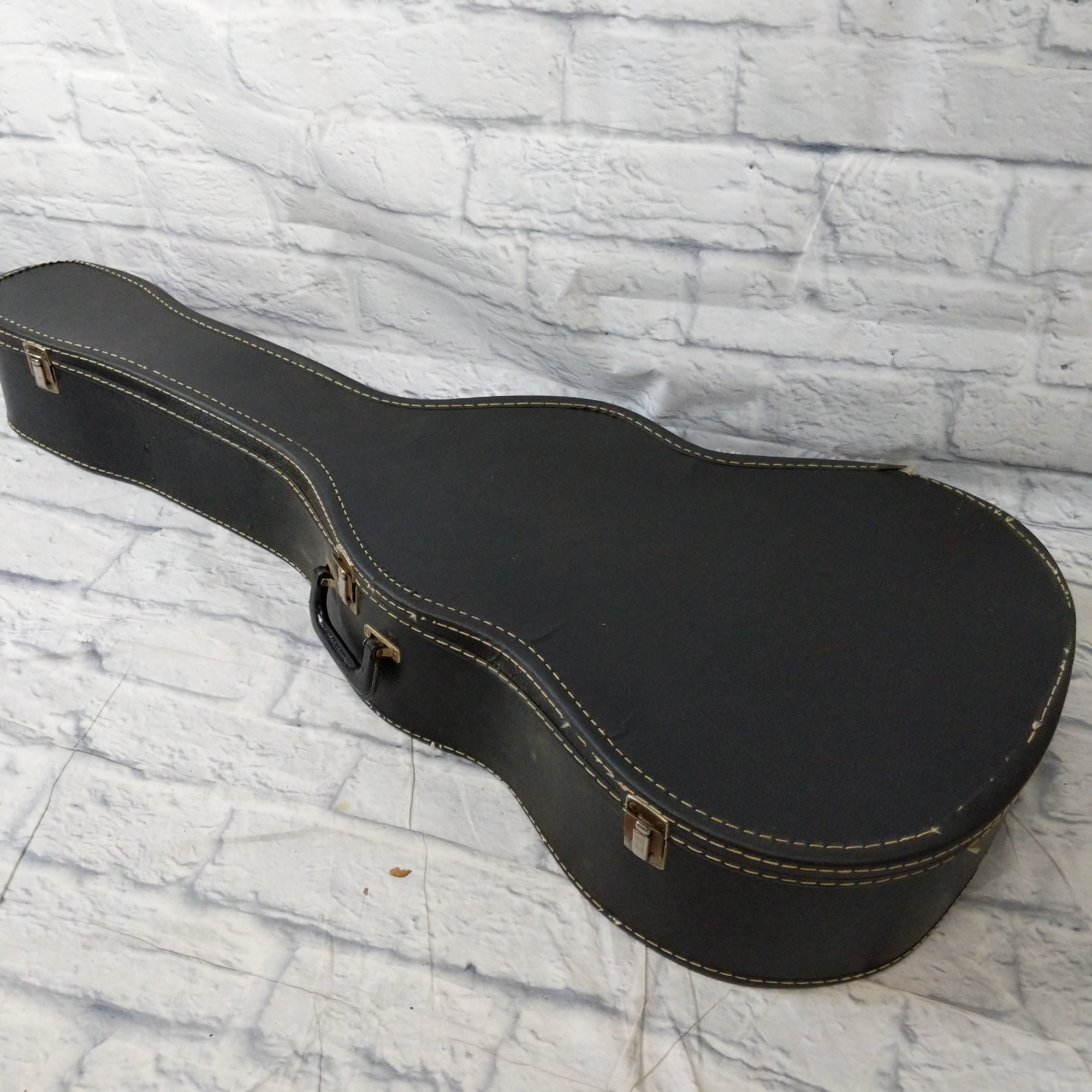 No Name Dreadnought Chipboard Case