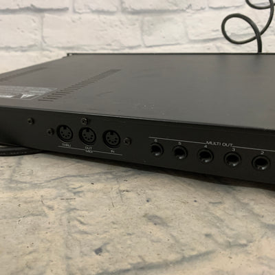 Roland U-110 PCM Rackmount Synth Sound Module