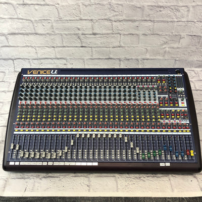 Midas Venice U32 32-Channel Mixing Console / USB Interface