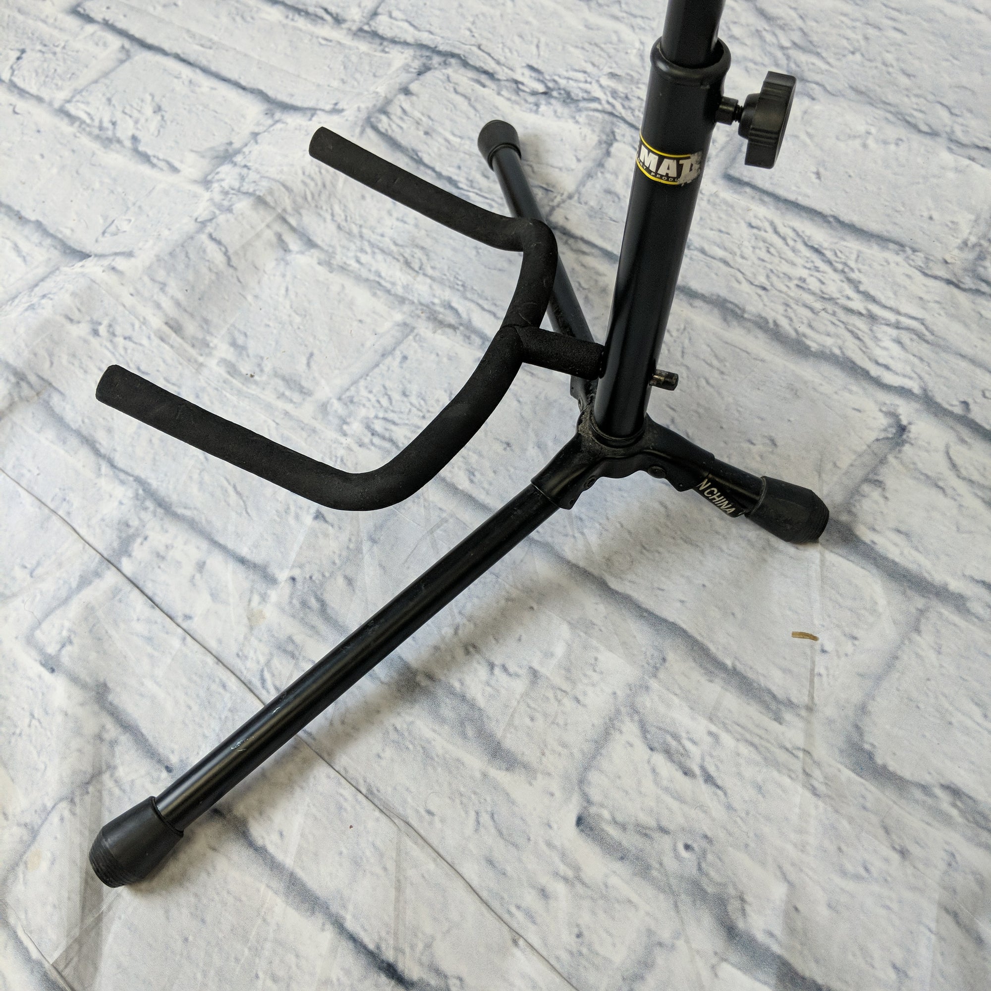 Stagemate guitar stand