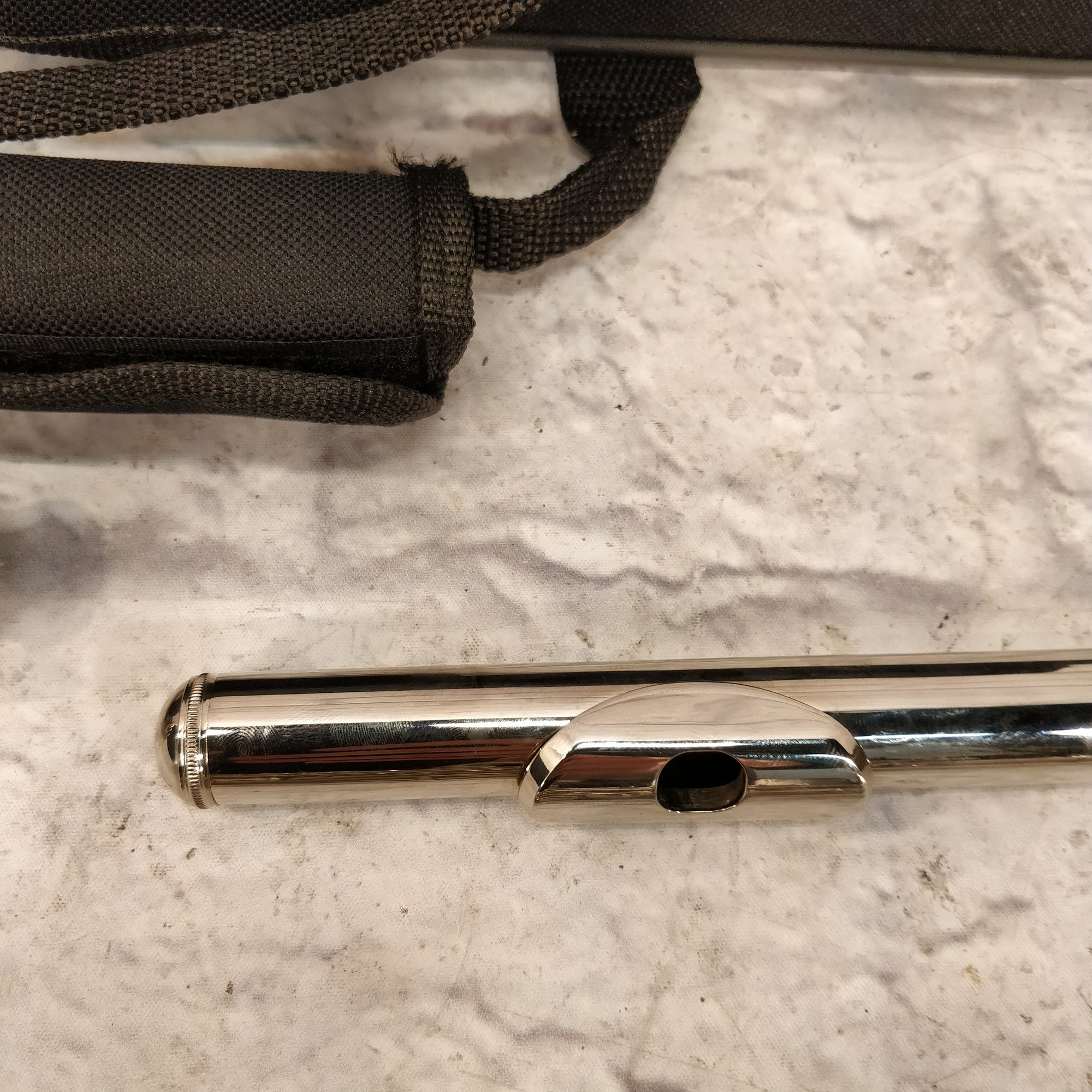 Mendini by Cecilio Flute w Case