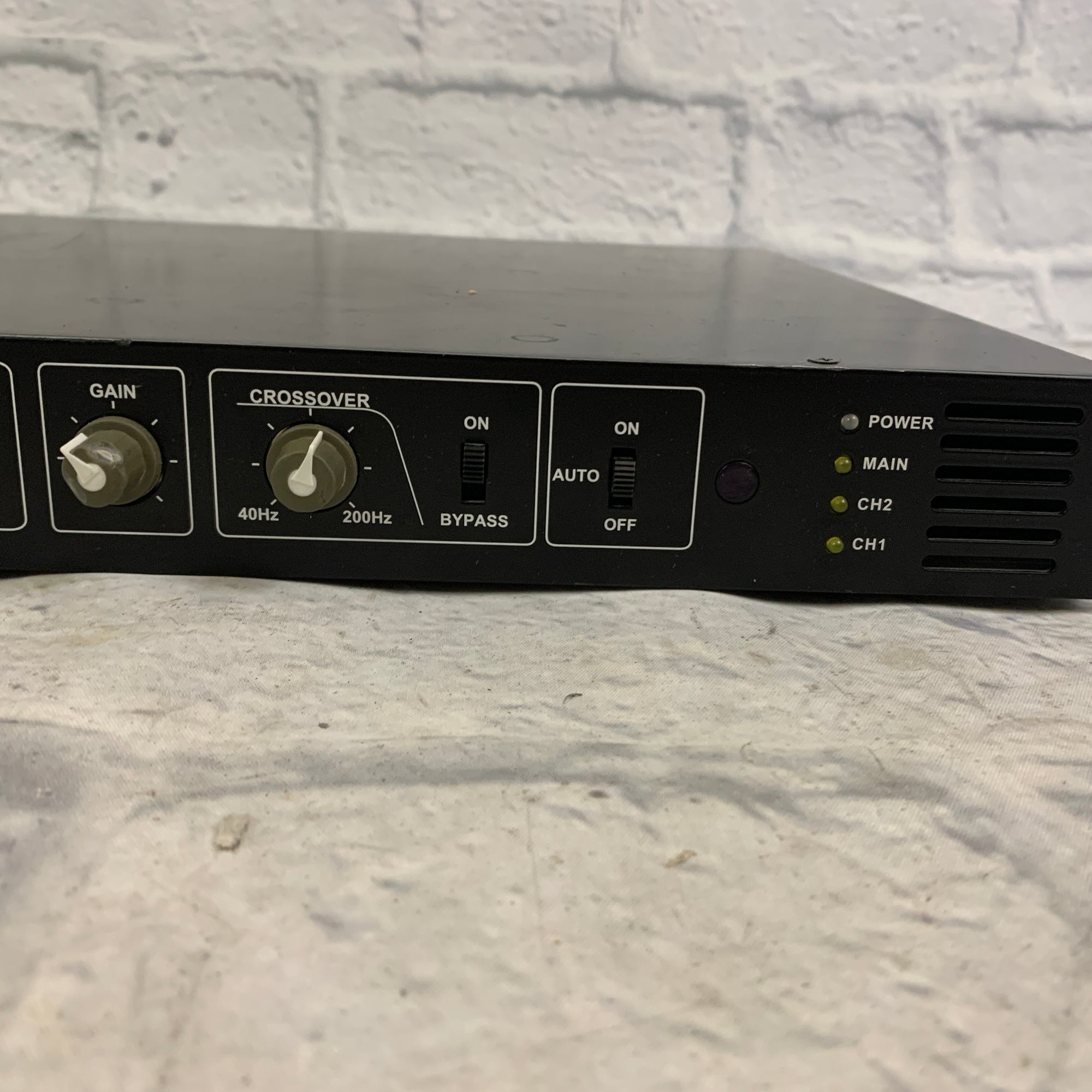 Earthquake Music XJ-600R Dual-Input Mono Block AS IS