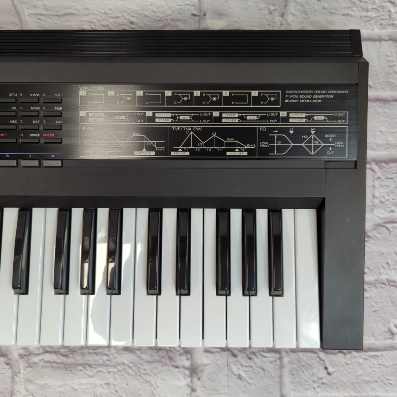 Roland D-50 61-Key Linear Synthsizer