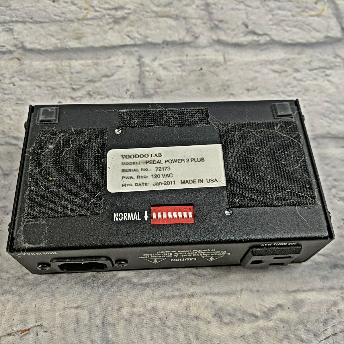 Voodoo Lab Pedal Power Plus 2 Power Supply