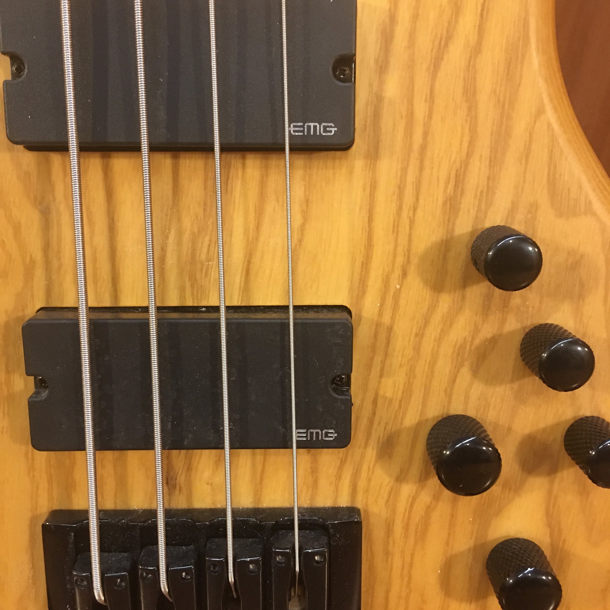 ** Schecter Diamond Series Stiletto 4 Session Natural Bass
