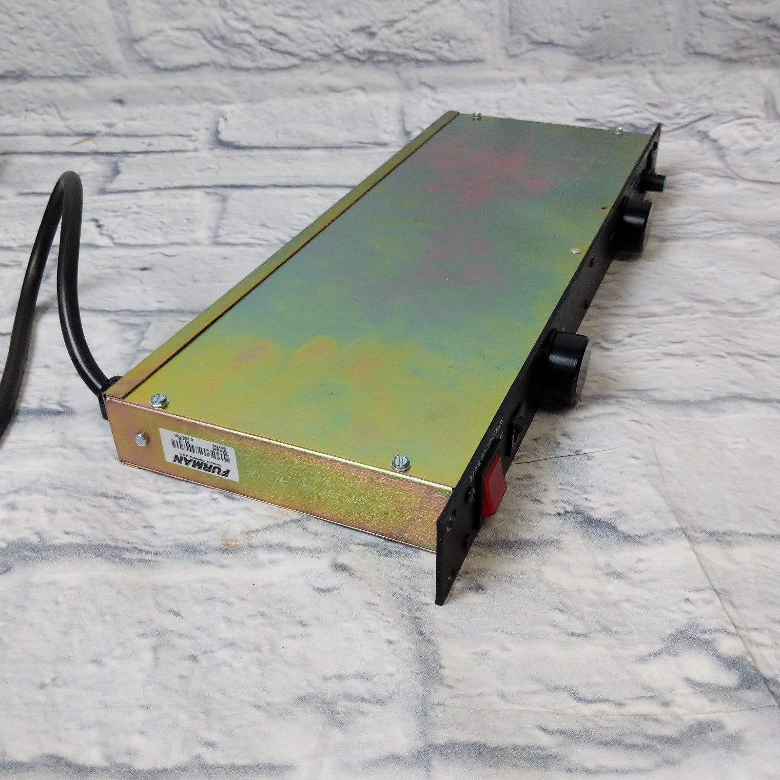 Furman PL-8 Power Conditioner and Light Module