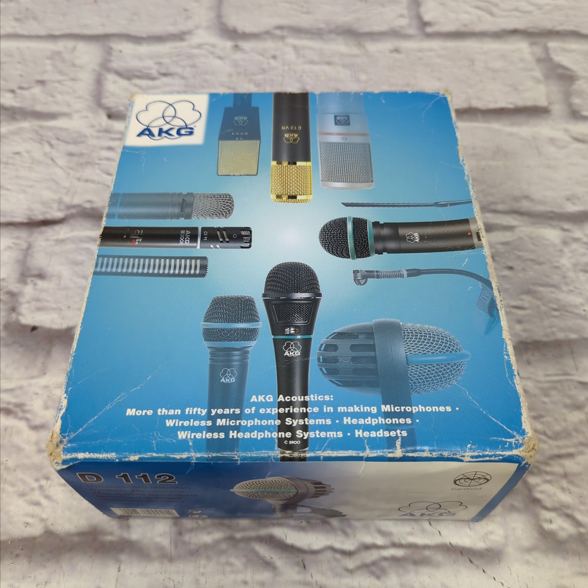 AKG D112 Large Diaphragm Dynamic Bass Drum Microphone