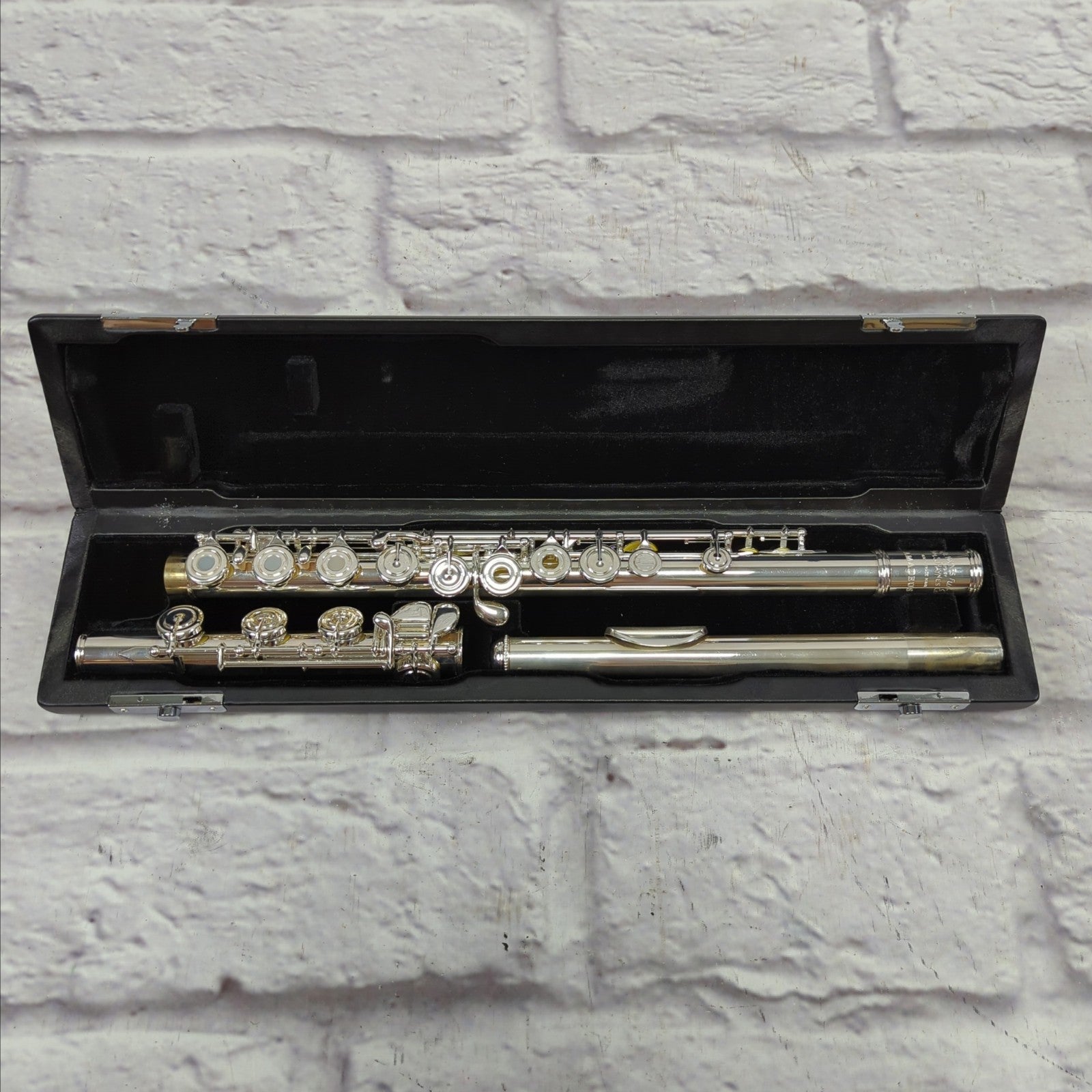 The Haynes Flute Amadeus AF680 Professional Flute