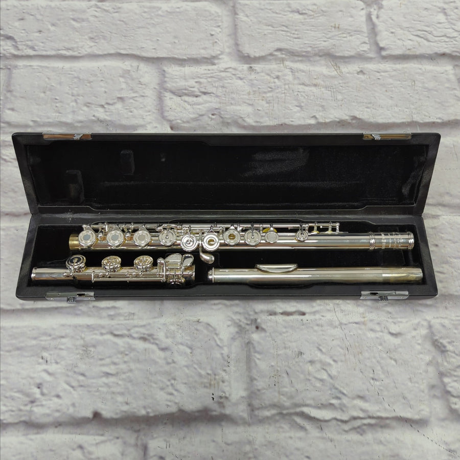 The Haynes Flute Amadeus AF680 Professional Flute