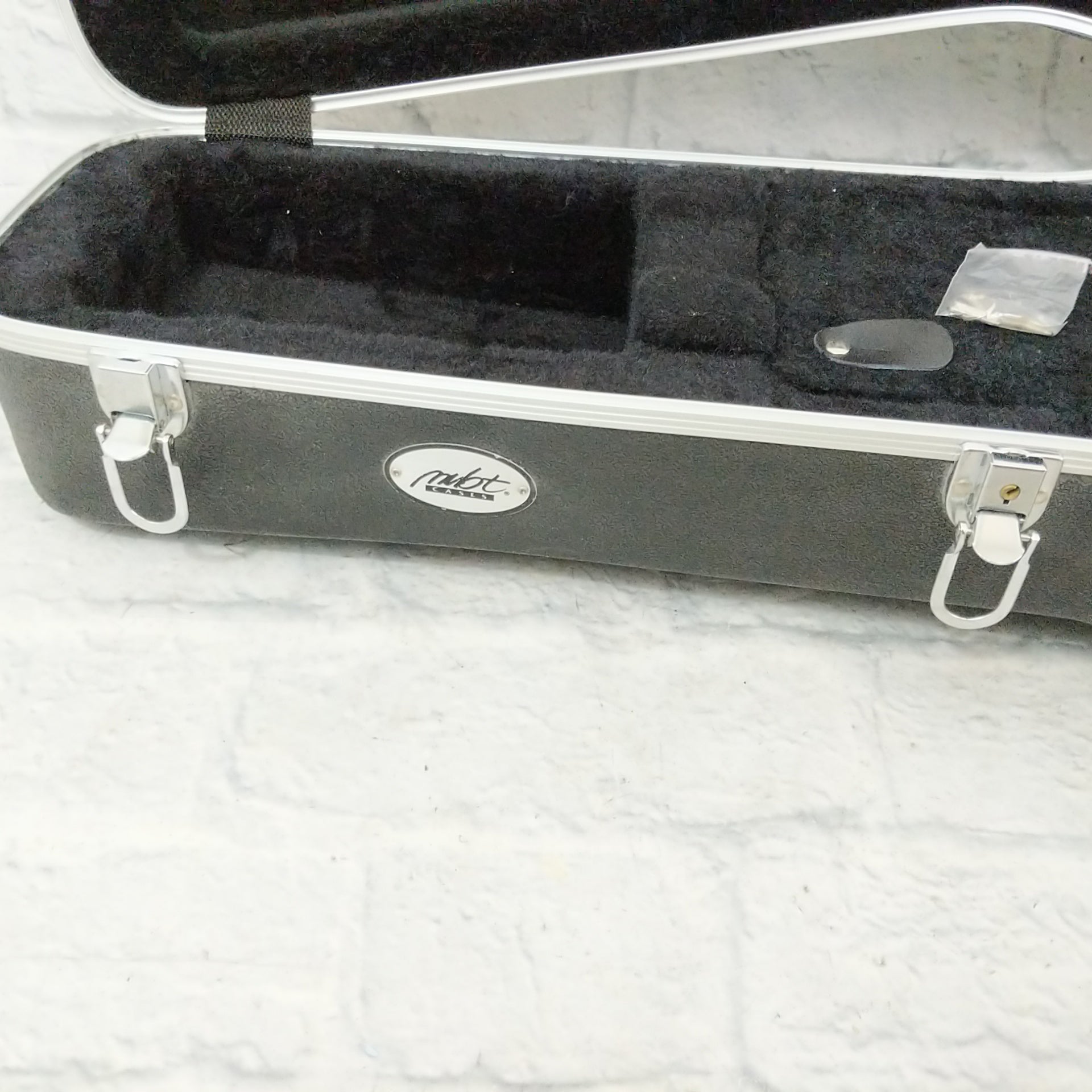 MBT ABS Molded Plastic Deluxe Hardshell Acoustic Guitar Case - MBTAGC