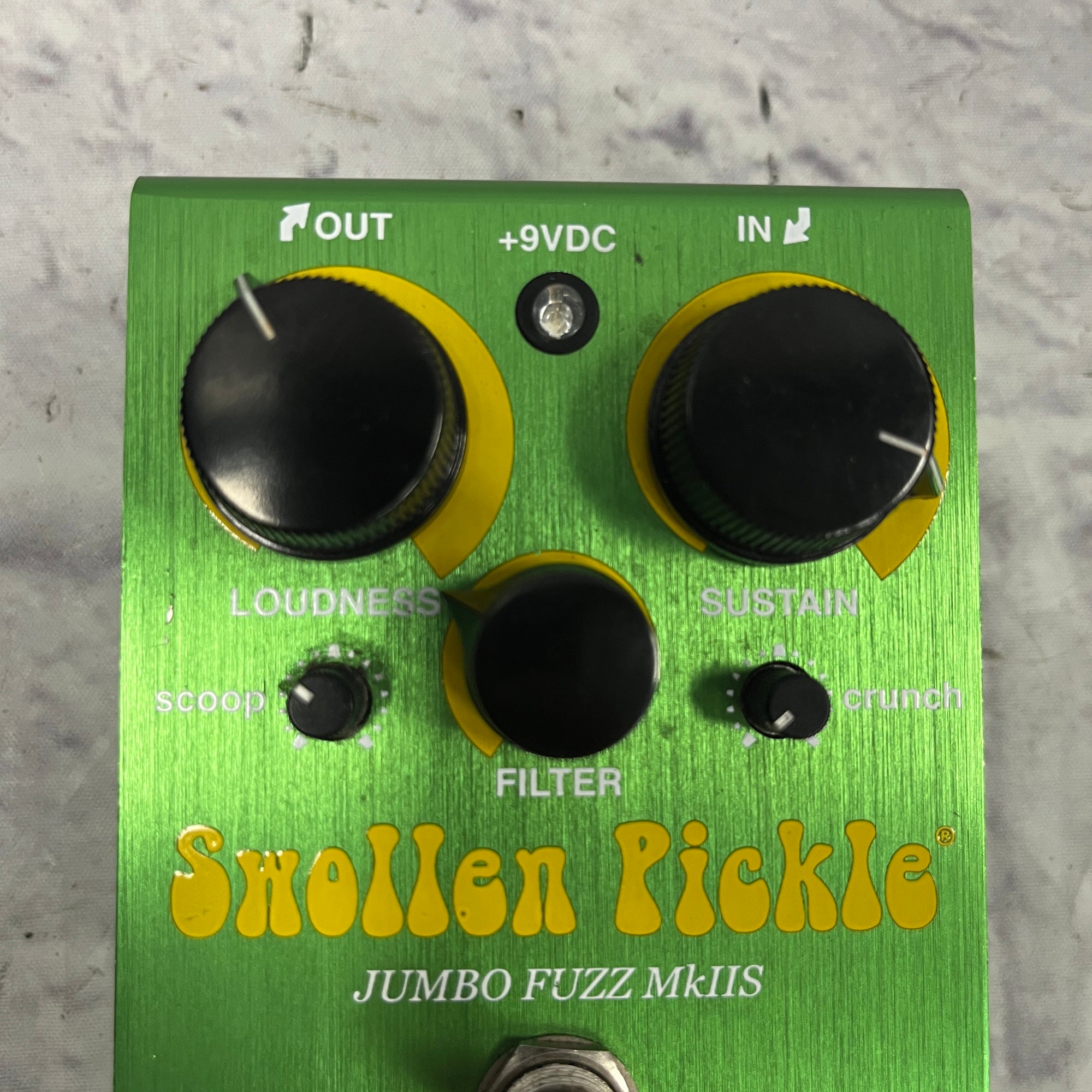 swollen pickle fuzz pedal Way Huge Electronics Swollen Pickle MkIIS Fuzz Pedal