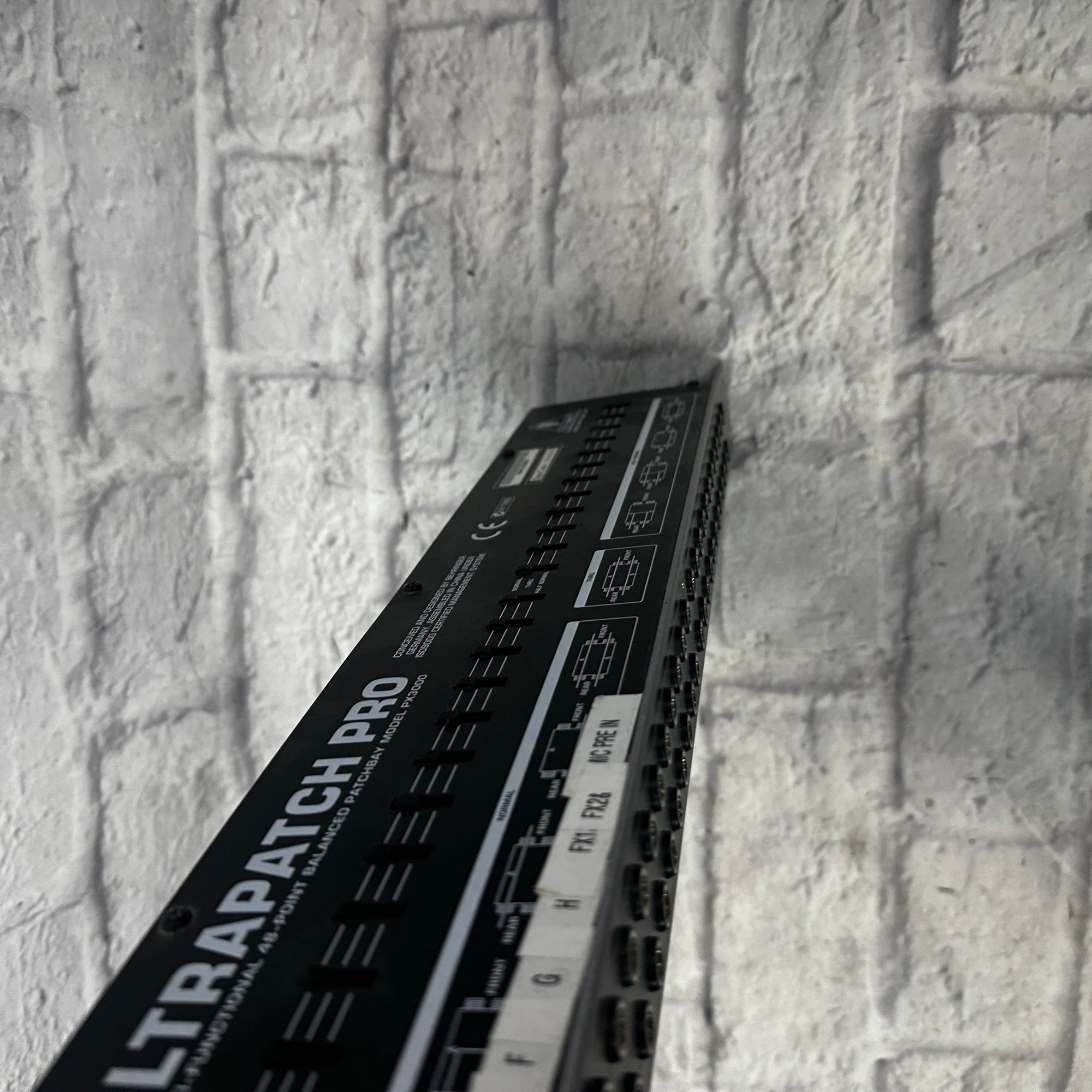 Behringer PX3000 Patchbay